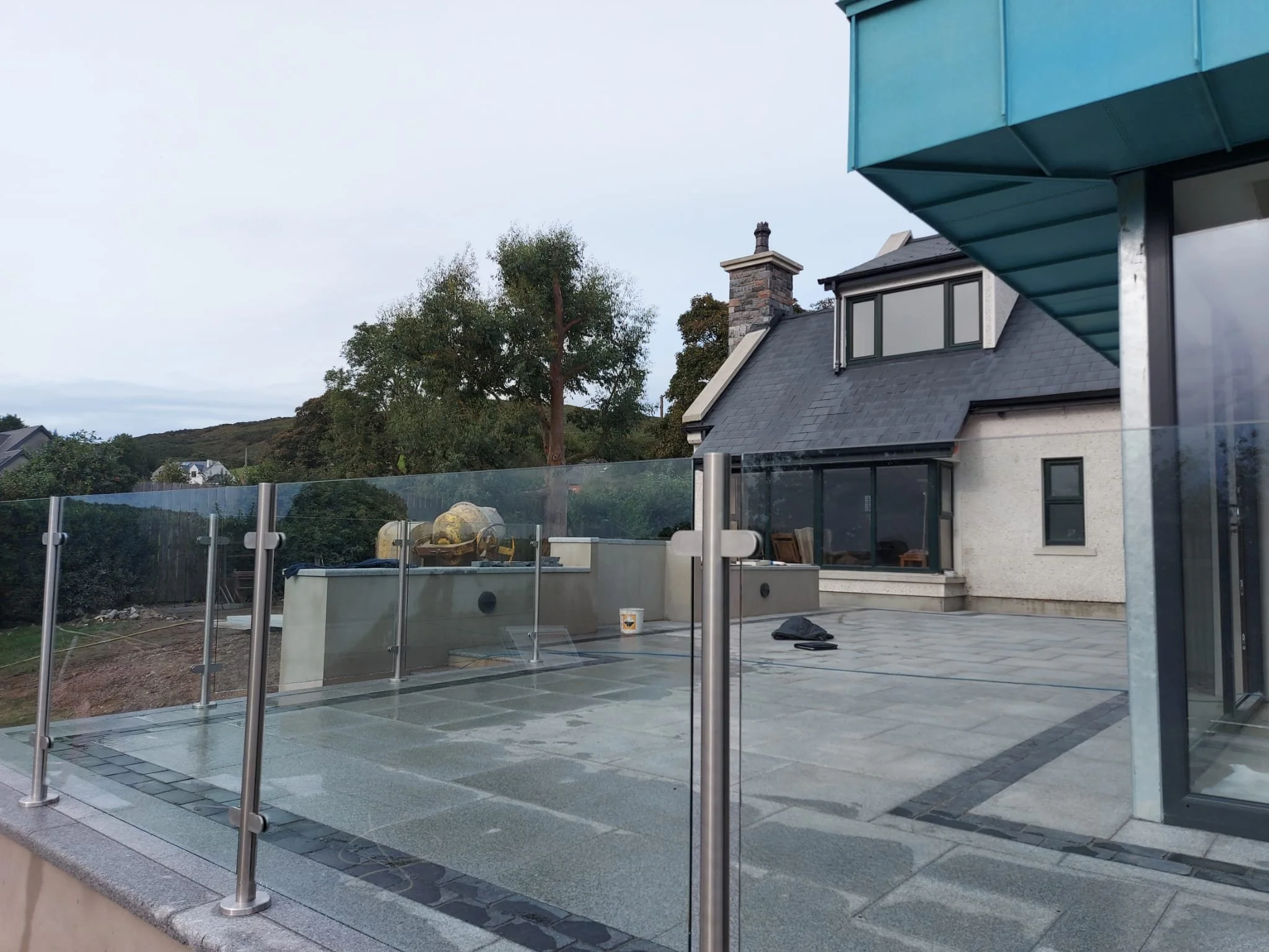 Glass Wind Screens For Patios Northern Ireland 
