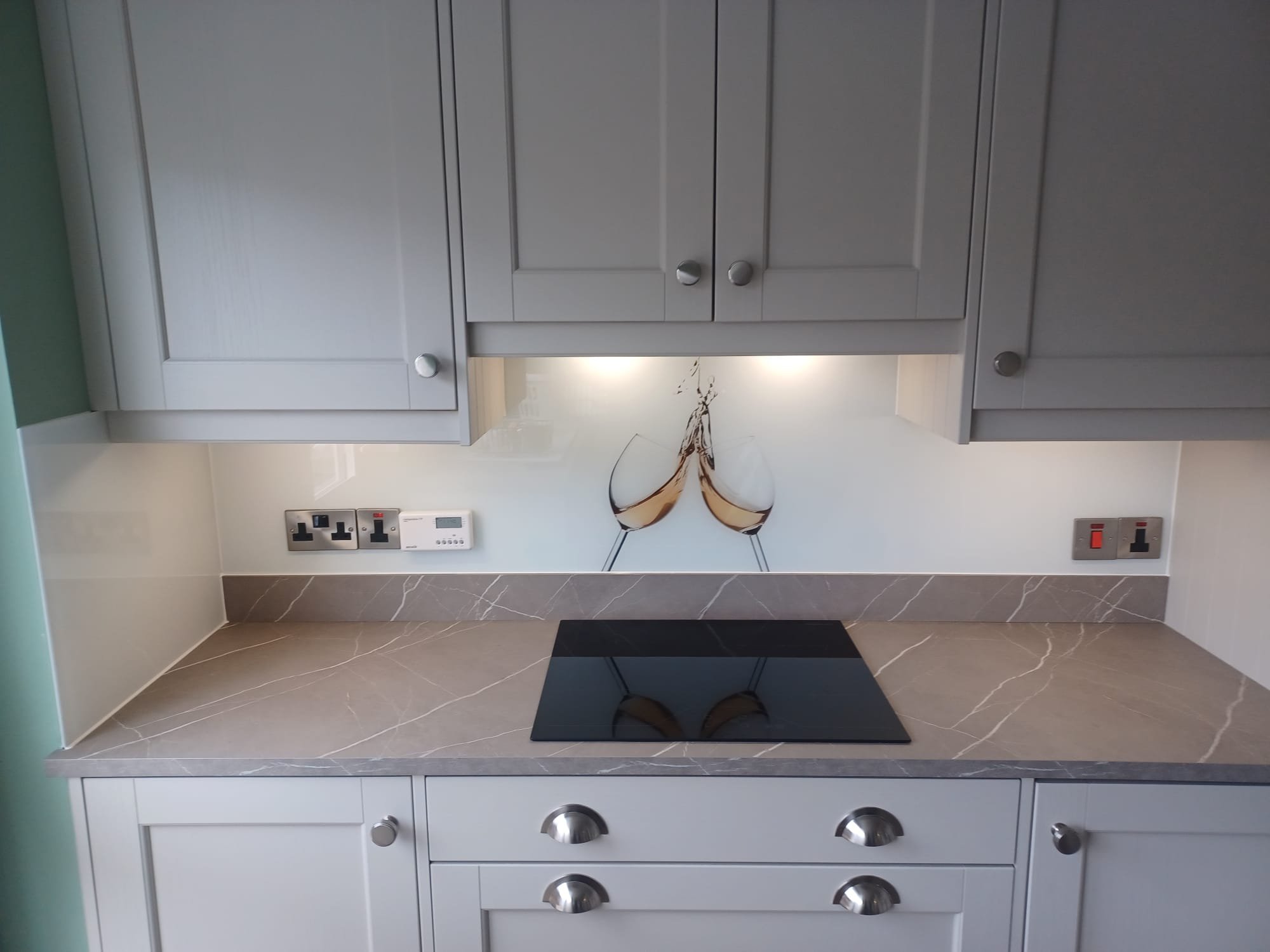  Glass printed splashbacks: Add a touch of personality to your kitchen