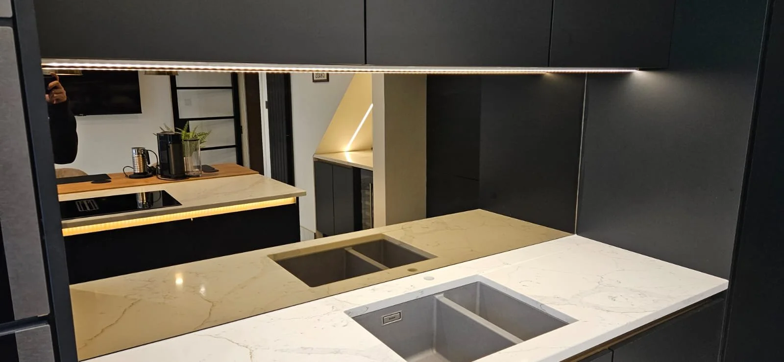  Elevate Your Kitchen with a Bronze Grey Mirror Splashback IN NORTHERN IRELAND 