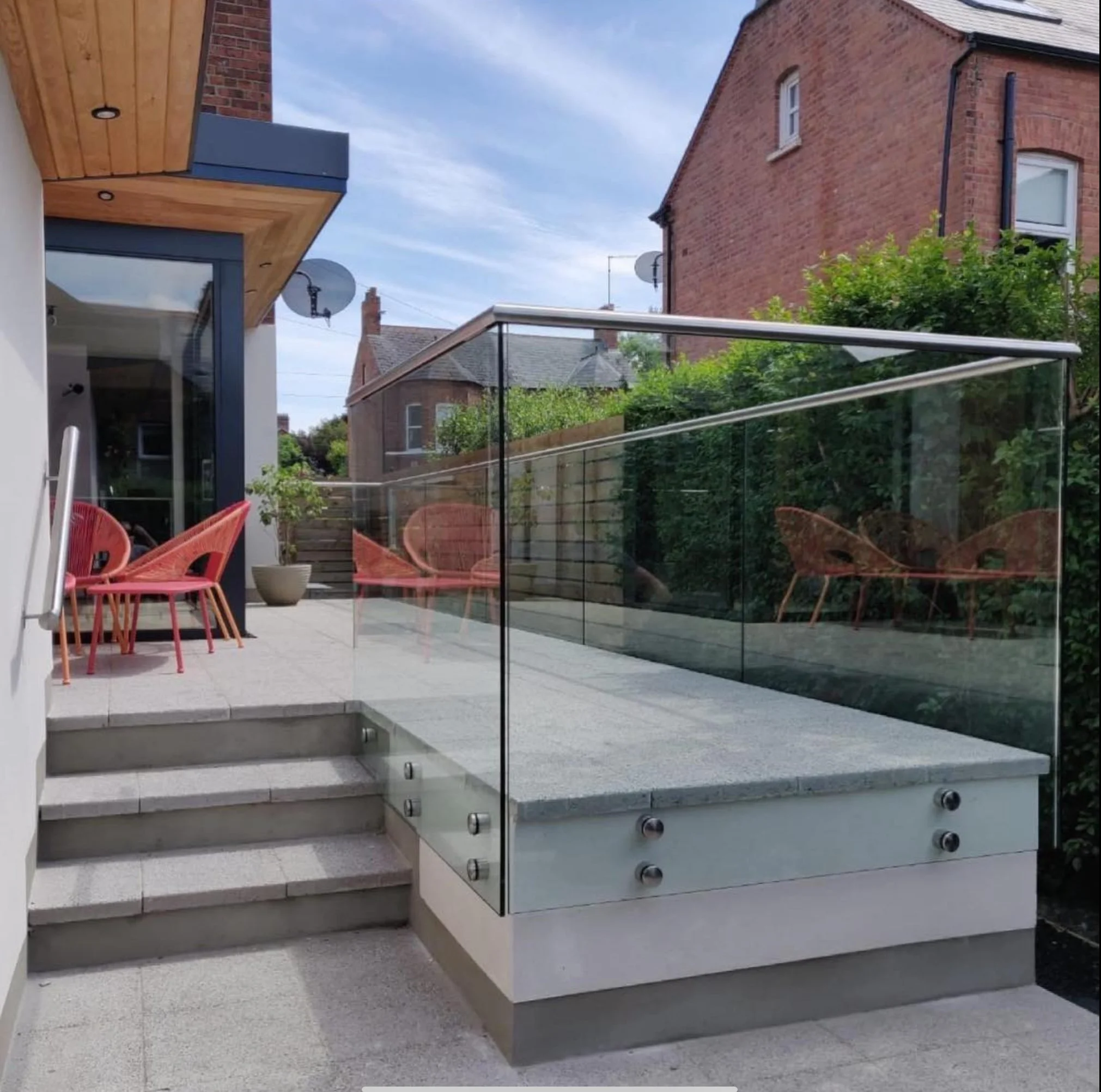 Glass Balustrades NI : Beauty Meets Functionality