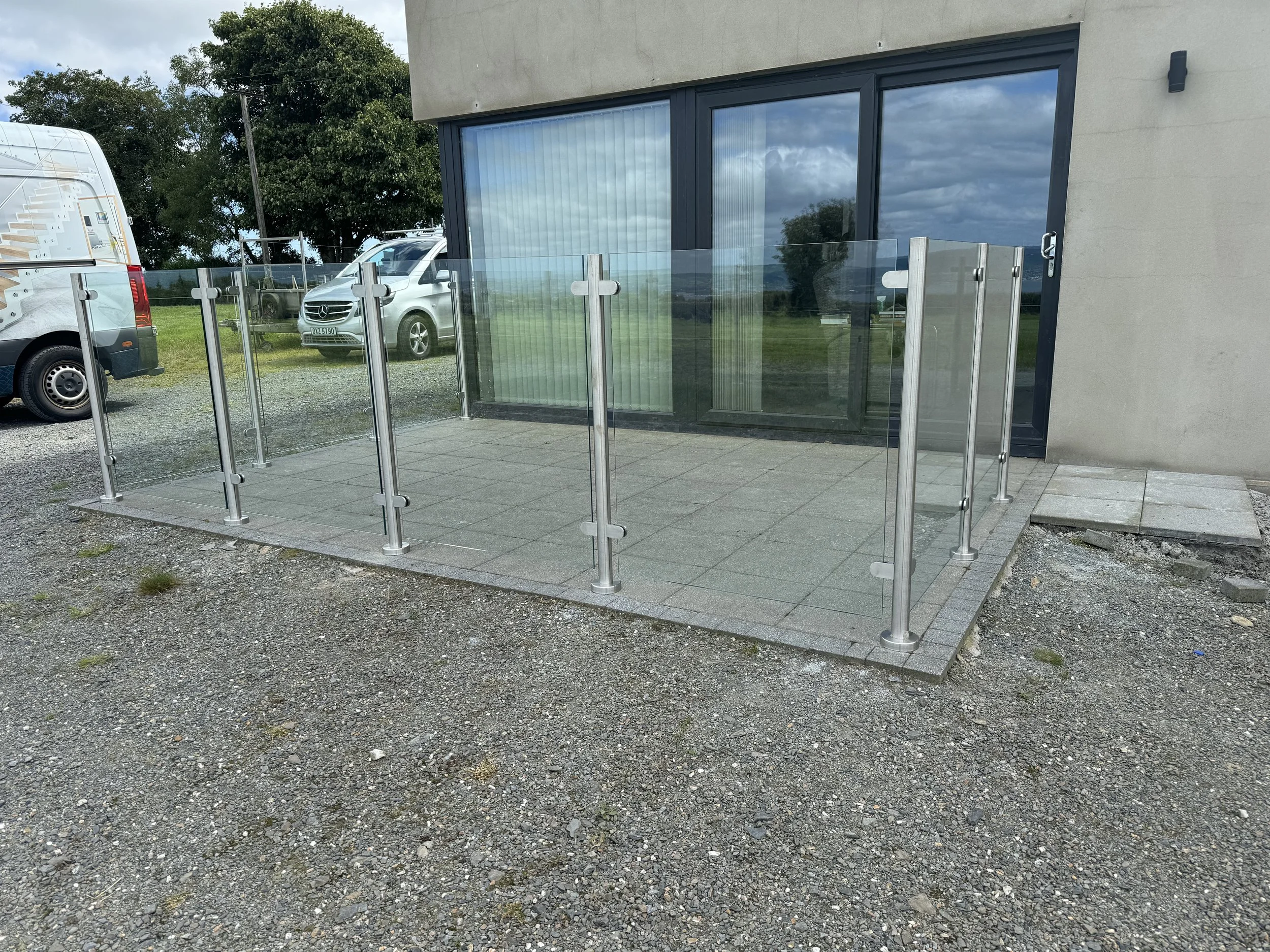 Northern Ireland Patio Goals : Achieve Perfection with a Glass Balustrade &amp; Windbreak by Stile Glass!