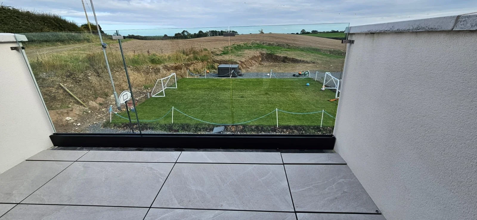 Frameless Glass Balustrades: Unveiling the Magic of Unobstructed Views