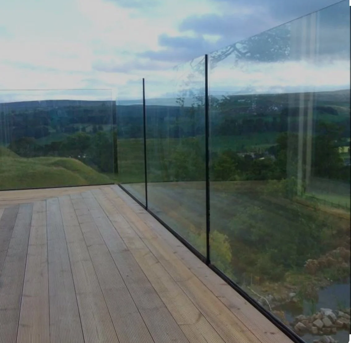 Glass Balustrades: The Open and Airy Element