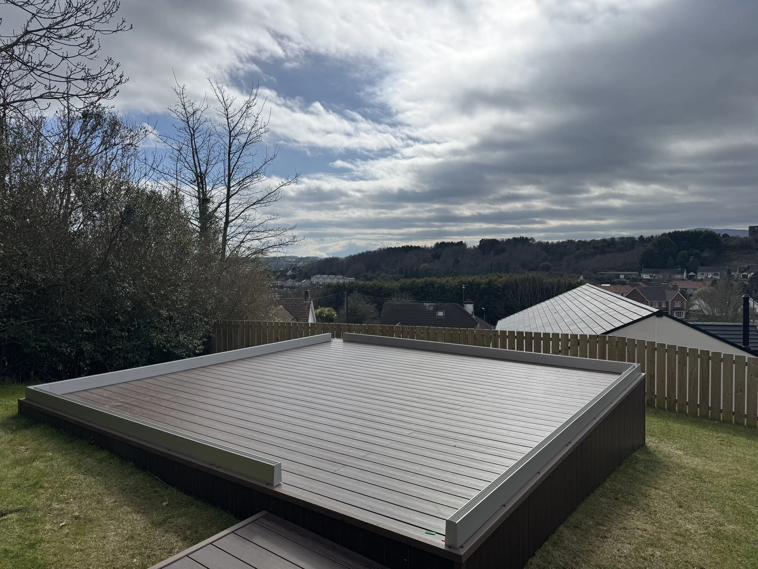 Spring forward into brighter evenings with a Glass Balustrade from Stile Glass