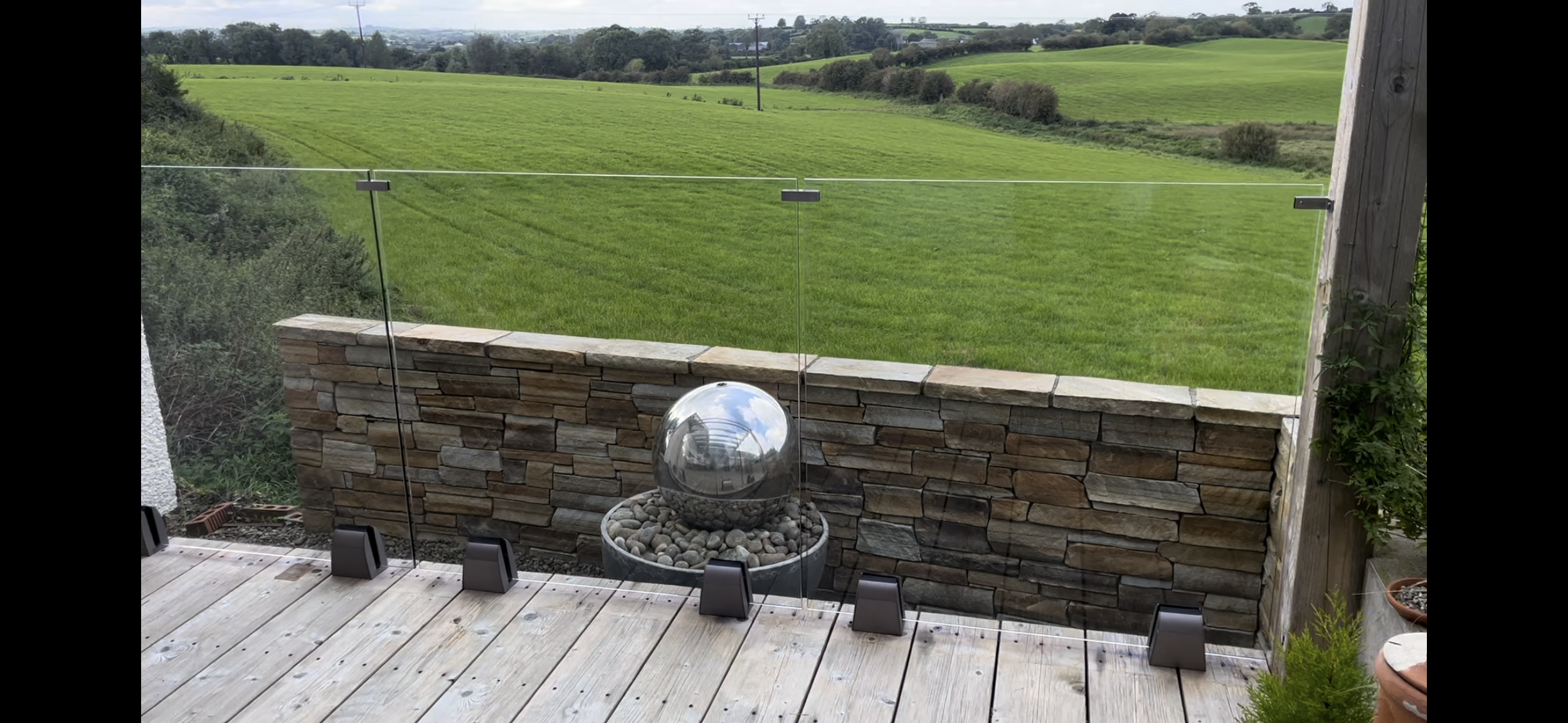 STILEGLASS: CRAFTING GLASS BALUSTRADES COMBINING QUALITY &amp; TIMELESS ELEGANCE