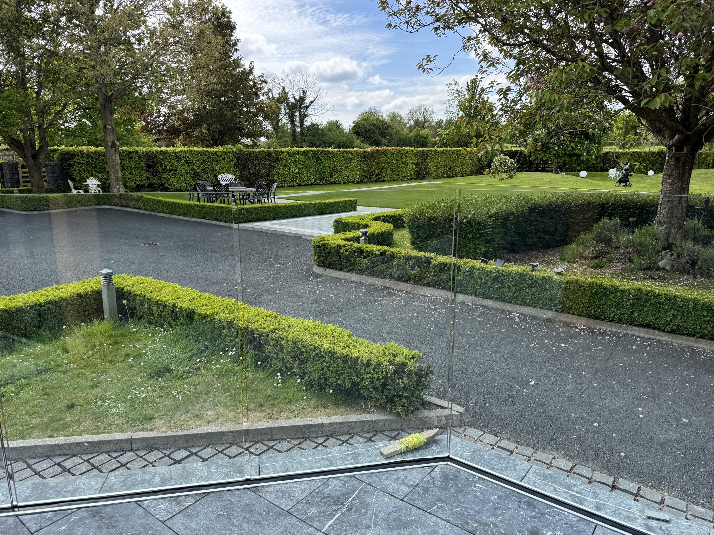 See the Difference: Why Glass Balustrades from Stileglass Are Your Best Investment