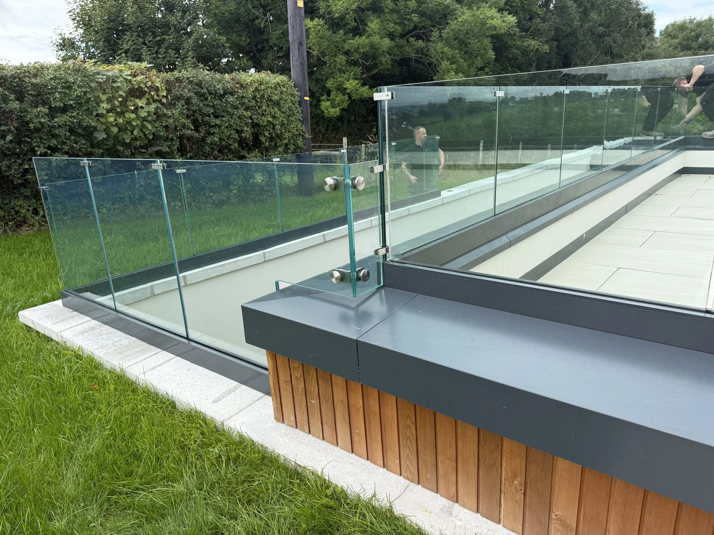 TRANSFORM YOUR  HOME WITH EXPERT GLASS BALUSTRADE INSTALLATION BY STILEGLASS