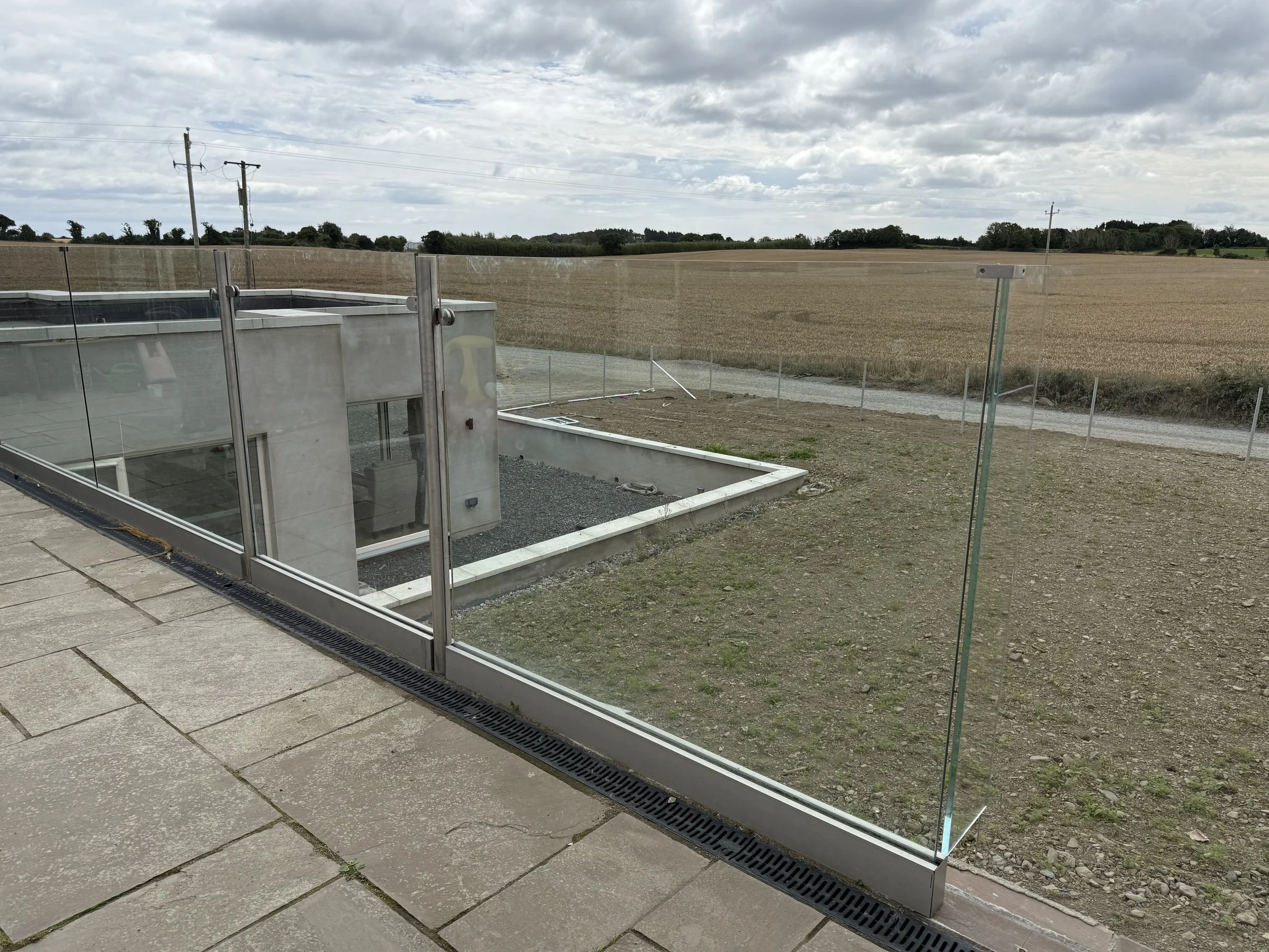 Enhance Your Home’s Value and View with Stile Glass