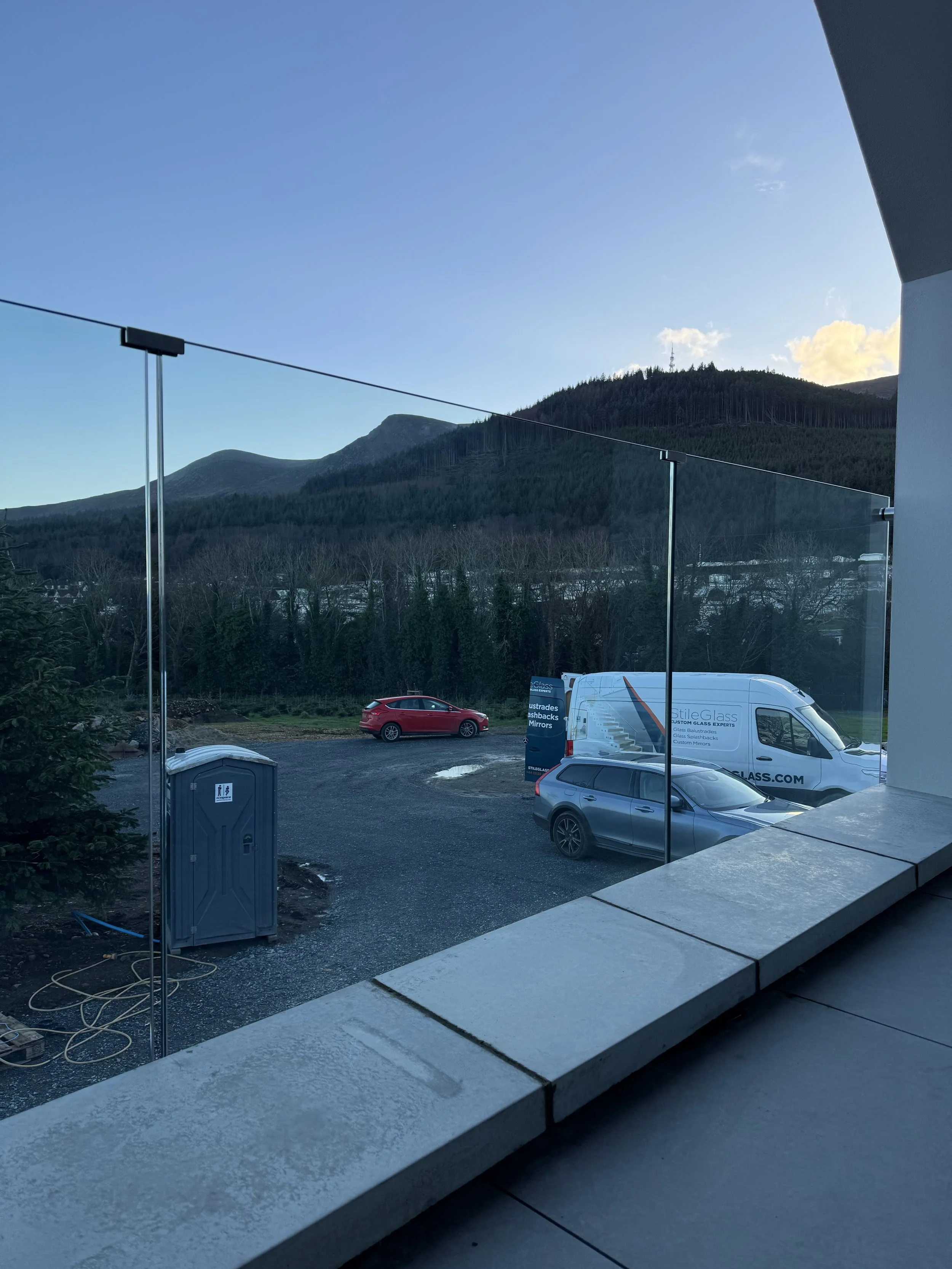 BUILT FOR NORTHERN IRELAND: WHY GLASS BALUSTRADES ARE PERFECT FOR OUR CLIMATE