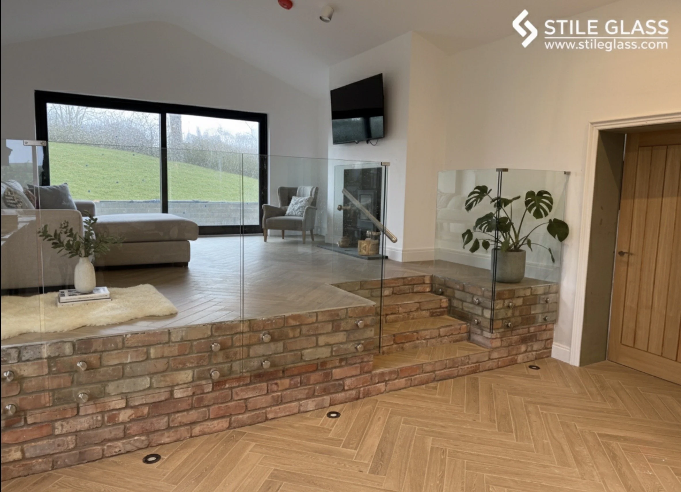 The Clear Choice: How Glass Balustrades Transform Open-Plan Living