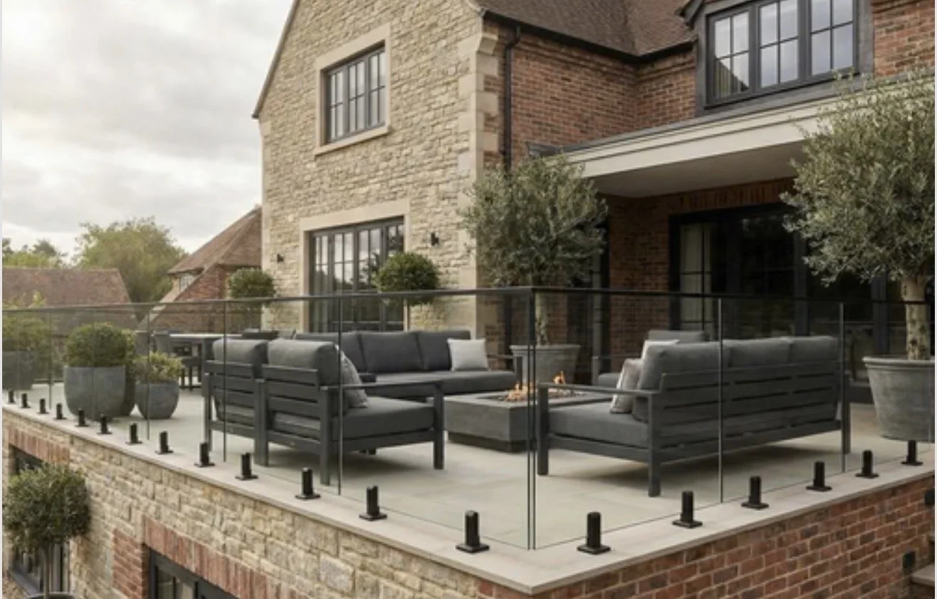 THE ART OF CUSTOM GLASS BALUSTRADES BY STILEGLASS