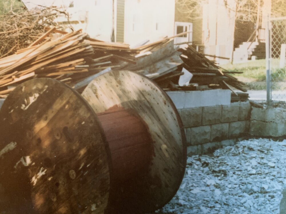 The wire wheel, aka ‘picnic table.’