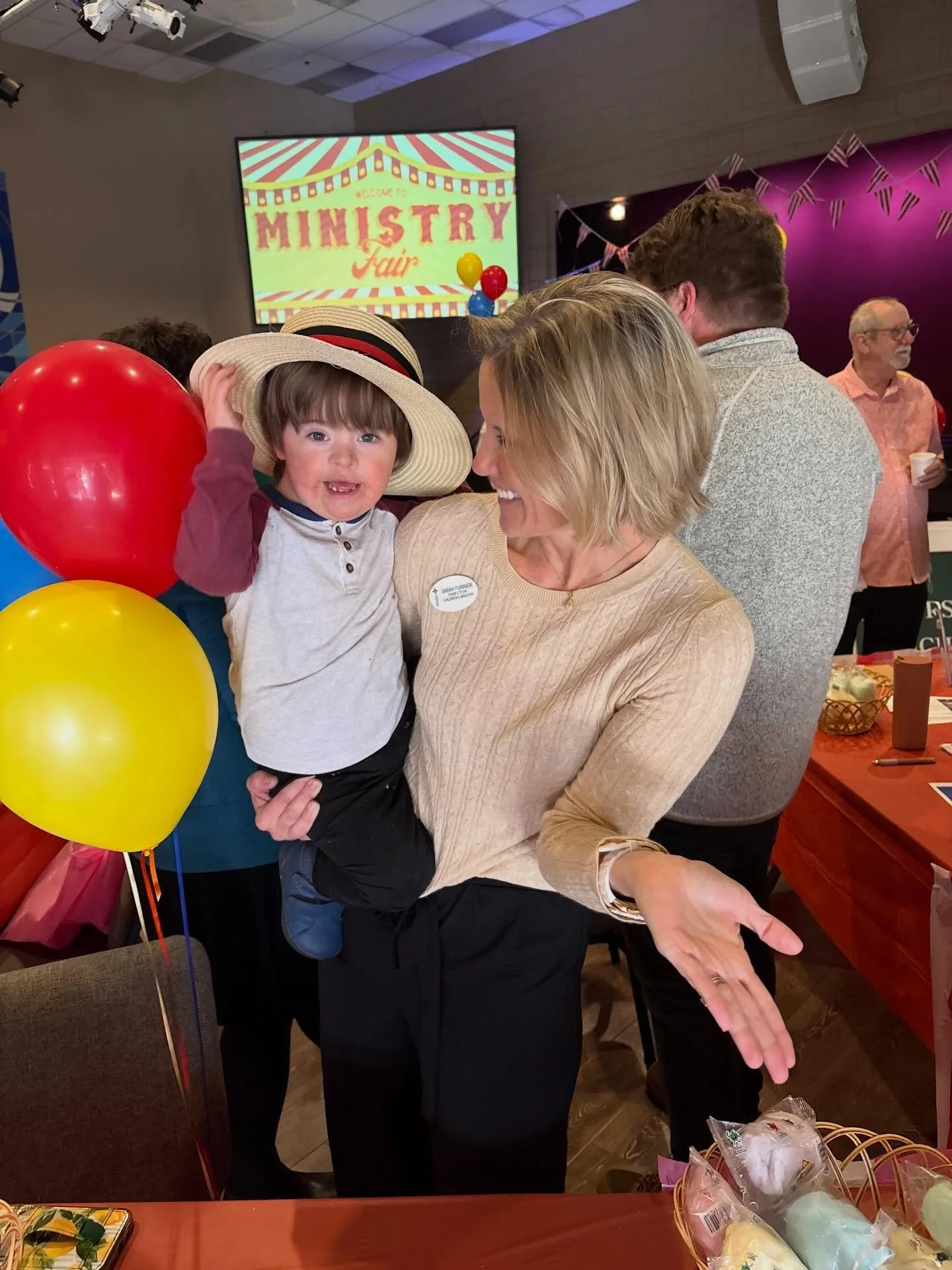 Such a great morning at our Ministry Fair! ☕🍩
So many good conversations, lots of sign-ups, treats at the tables, and a fun reminder of all the ways God is at work through our church family. Thank you to everyone who volunteered, hosted a table, or 