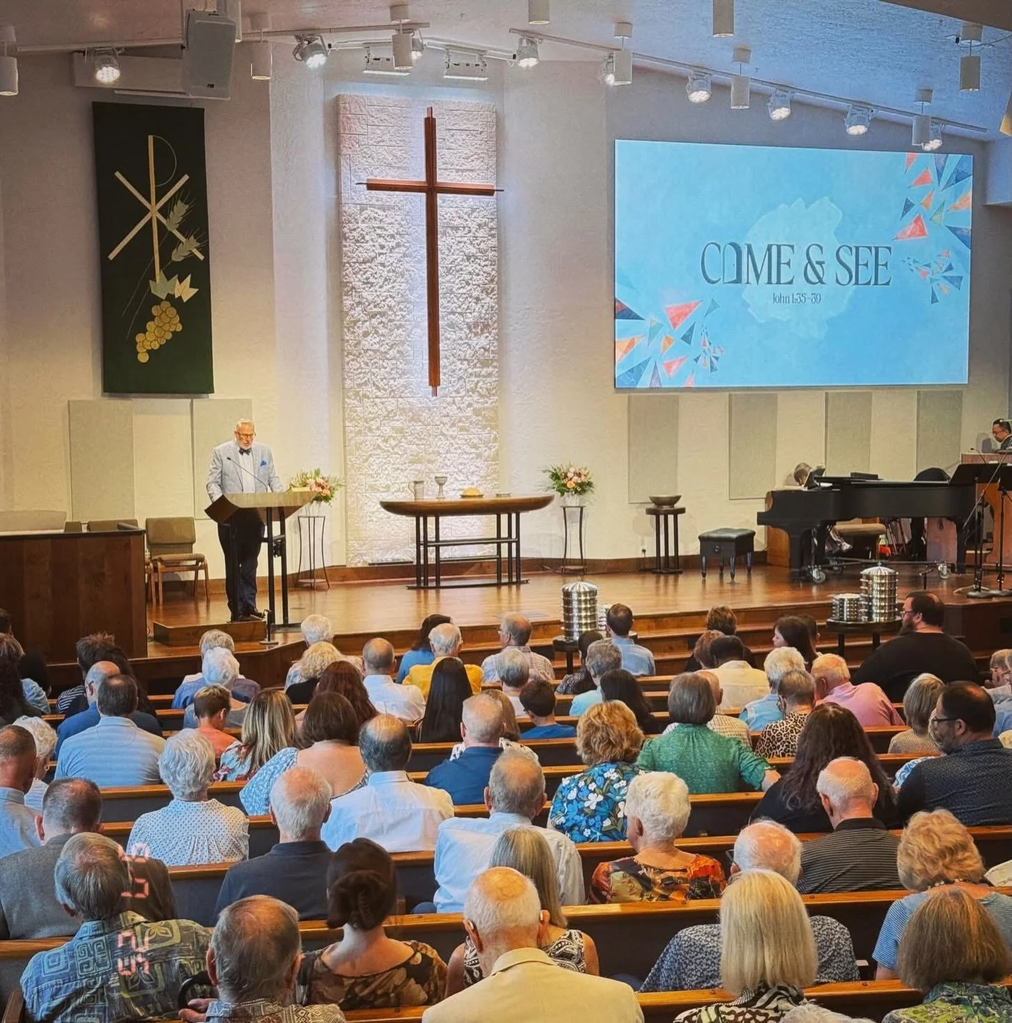 Sunday is coming! Let&rsquo;s worship together!