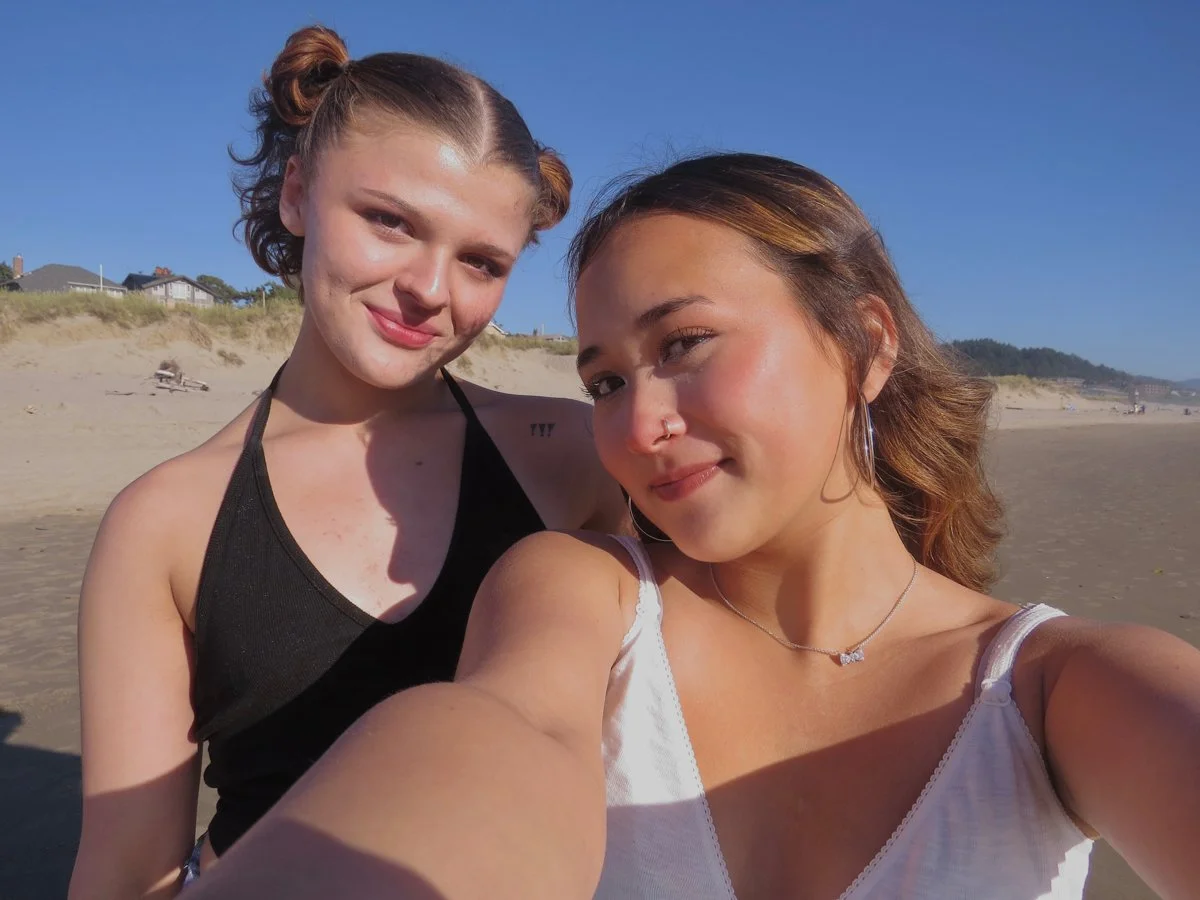 ST26 Cannon Beach Team Behind the Scenes at Outdoor Senior Photo Session in Cannon Beach, Oregon by Vancouver, Washington Based Photographer Natasha Victoria Photography-18.jpg