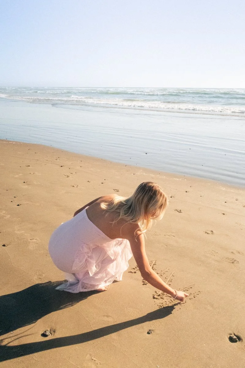 ST26 Cannon Beach Team Behind the Scenes at Outdoor Senior Photo Session in Cannon Beach, Oregon by Vancouver, Washington Based Photographer Natasha Victoria Photography-19.jpg