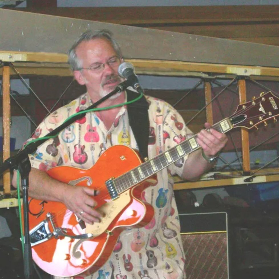 Kevin Jones / Doyle Wood