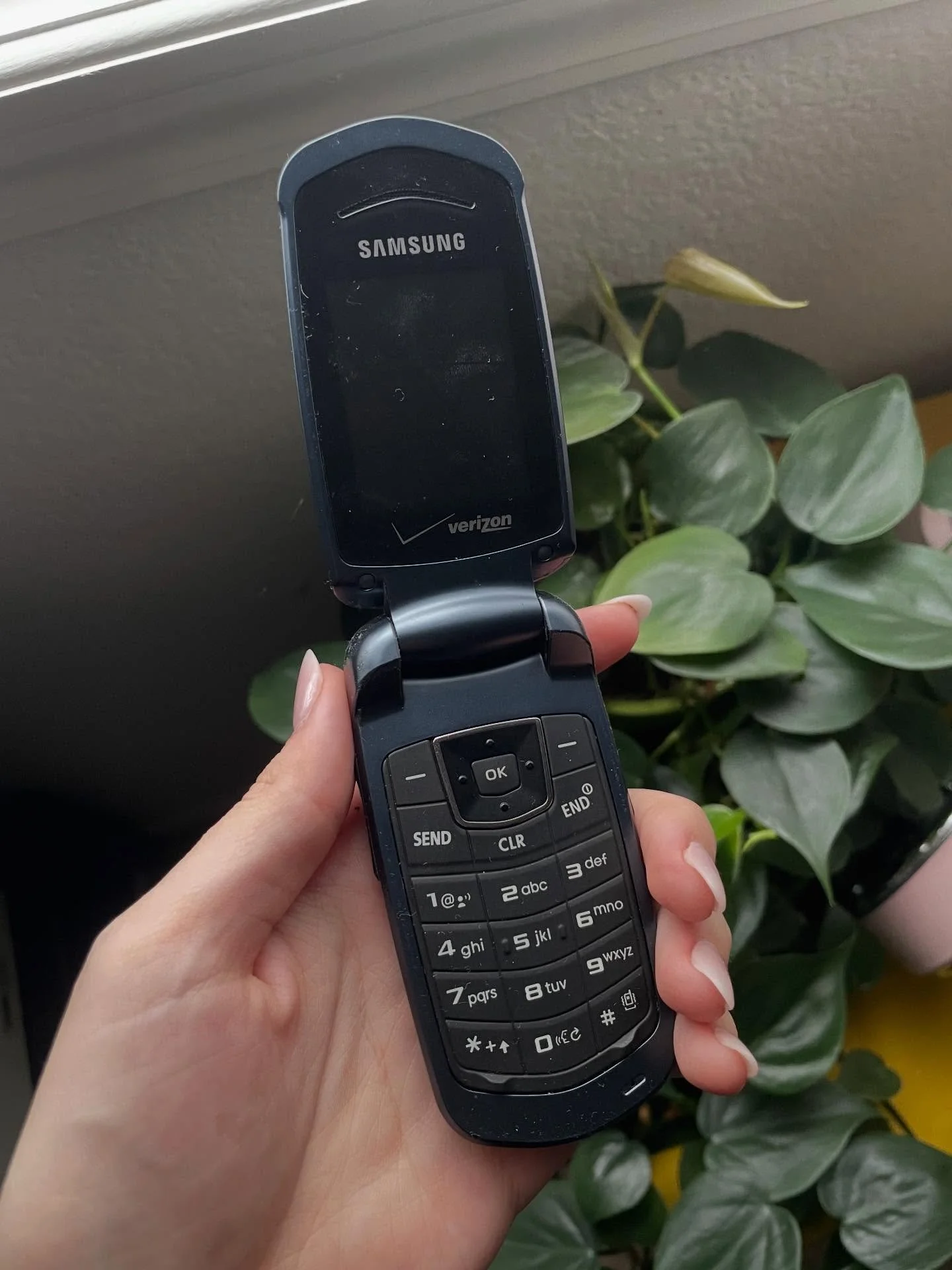 I went home to Colorado and found my first phone in my childhood room. The one we bought at Walmart after my parents split in 2008.

It could only call or text my mom, my dad, and one best friend.

Holding it again felt surreal.
I could feel all of i