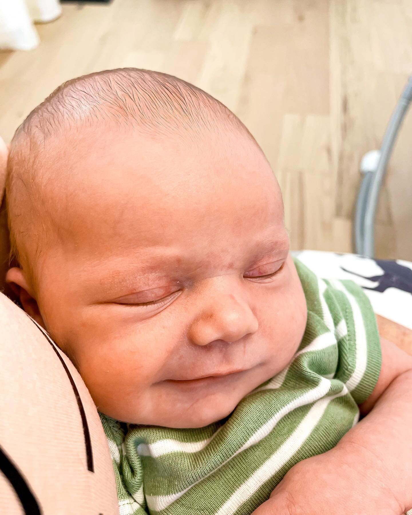 That face when your parents made it through your first week of life relatively unscathed ❤️
.
.
#baby #babyboy #cute #love #family #cincinnatimomlife #mom #momlife #wheresmymargarita #cincygram