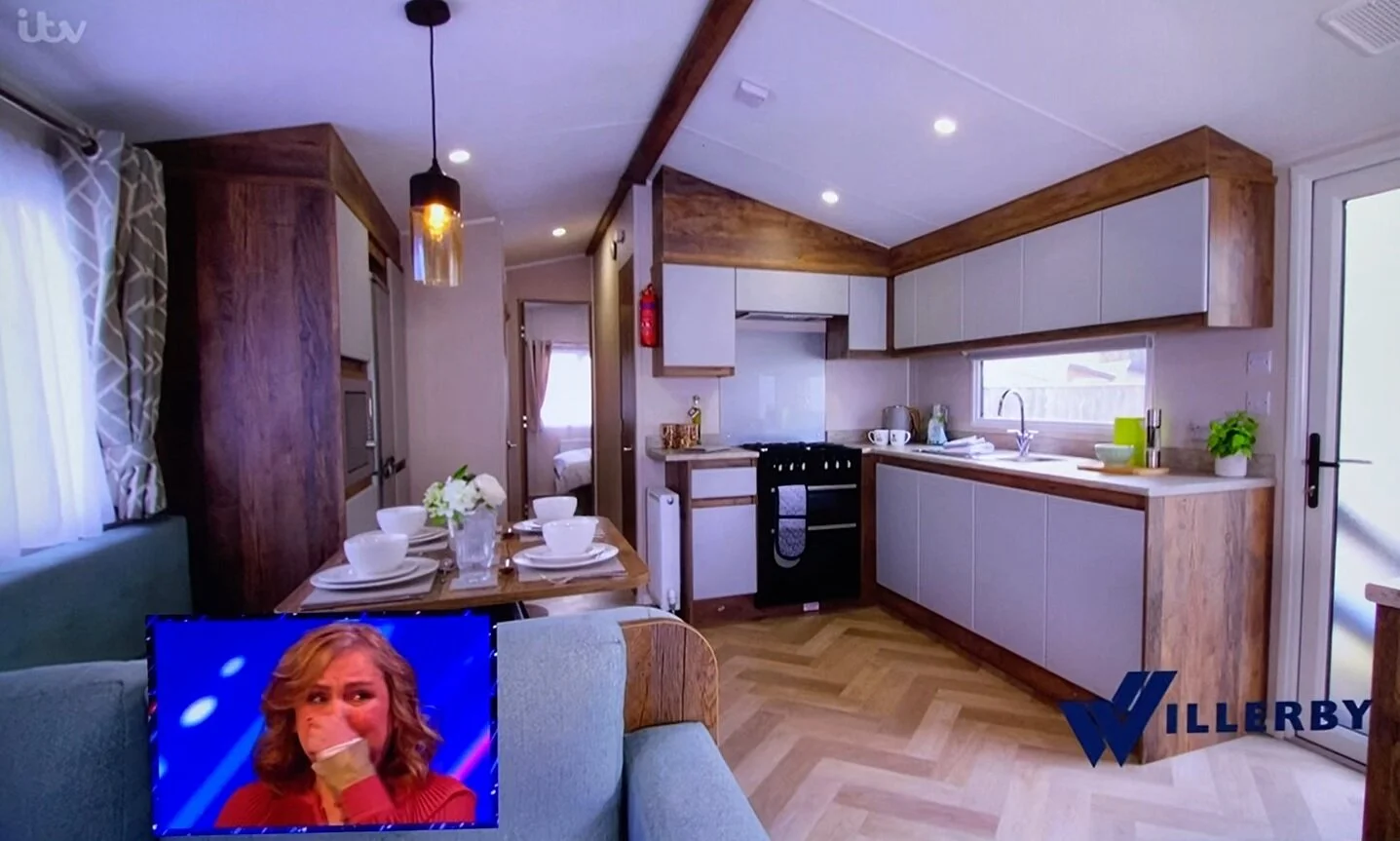 Saturday Night Takeaway clip 1.jpg
