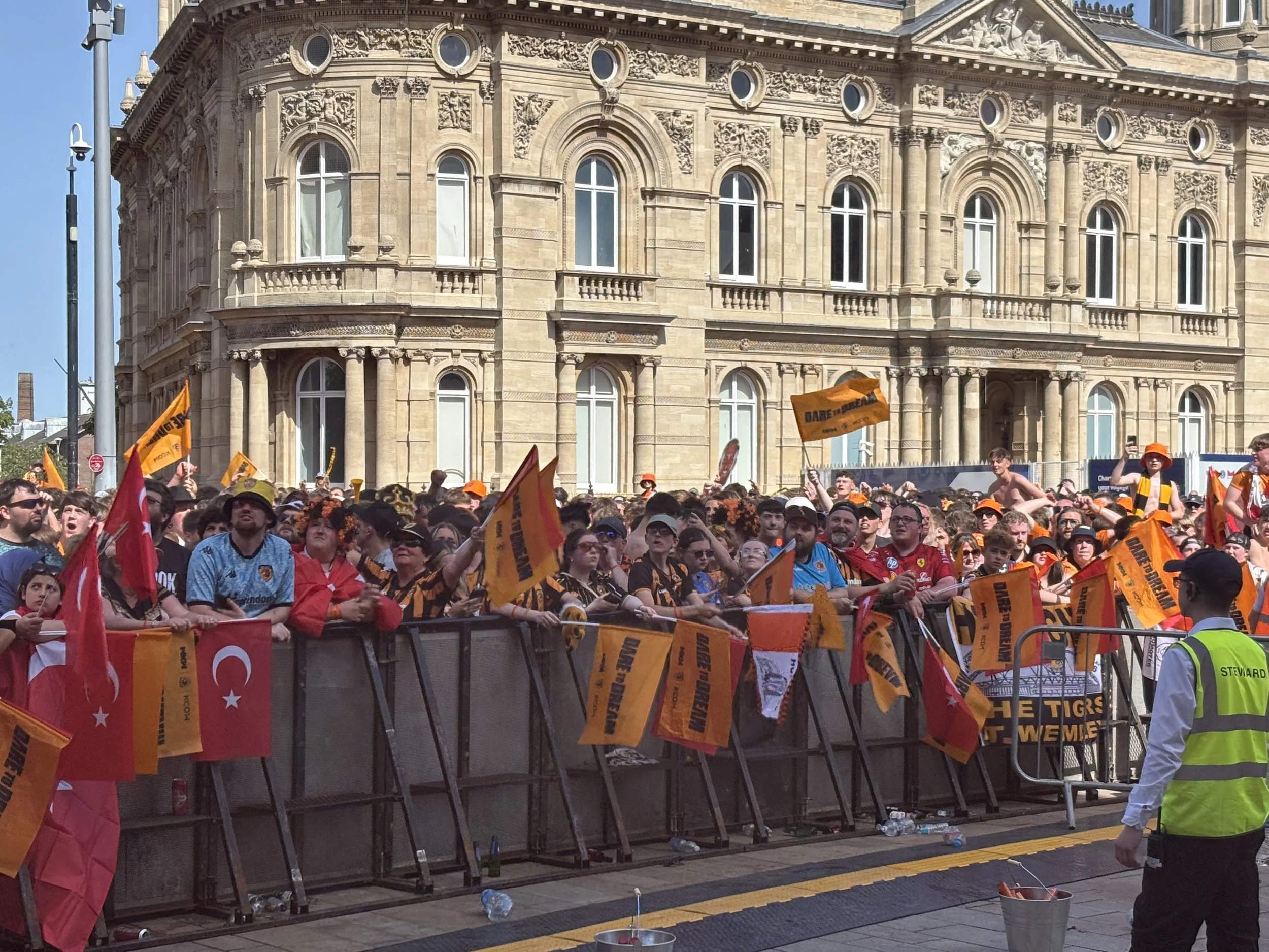 Tigers parade 10.jpeg