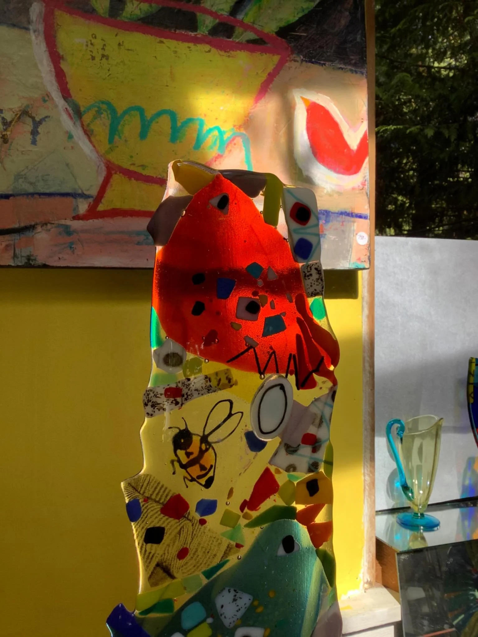 Glowing red birds blessed with early autumn studio sun rays. Mmmmm&hellip;&hellip;

These lively lovelies will be here to greet you during the upcoming Gabriola Studio Tour Oct.11-13! 

Are you coming to say hi and immerse your soul and spirit  in co