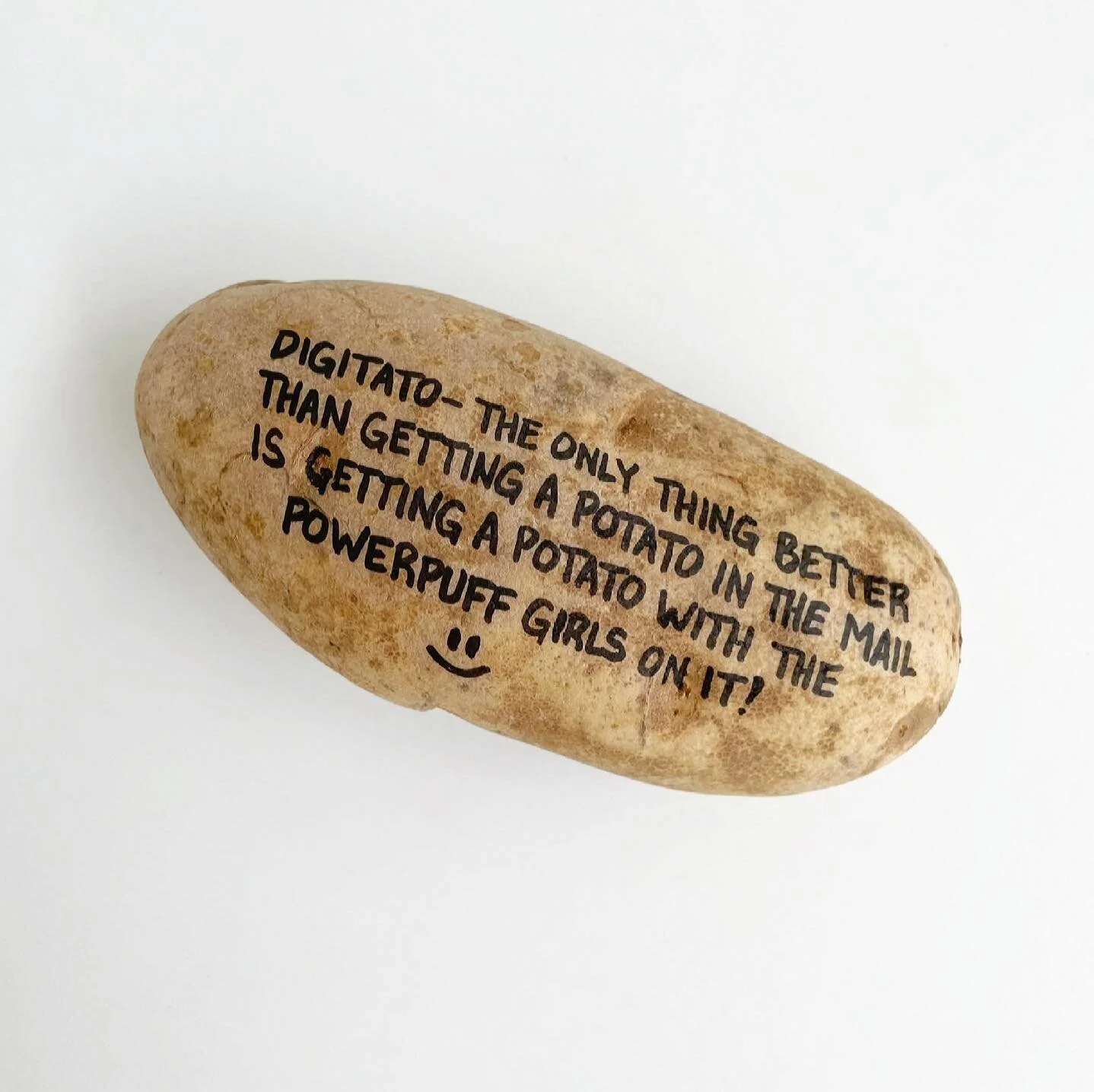 This is definitely the weirdest thing I&rsquo;ve ever received in the mail. I&rsquo;m keeping this forever...or until it starts to smell. 

Thank You @anabisciello and @nattiee_bee 
#WeRisin #PotatoParcel