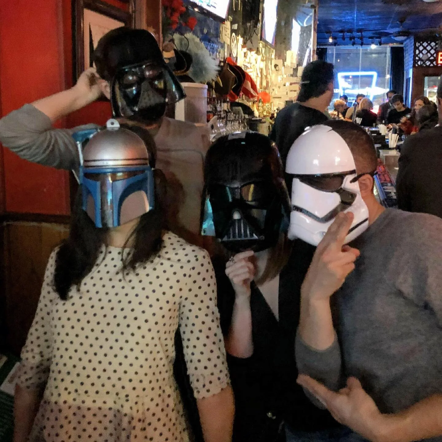 #MayThe4thBeWithYou 🪐🧑🏻&zwj;🚀👾
10.19.18 when sharing masks was ok