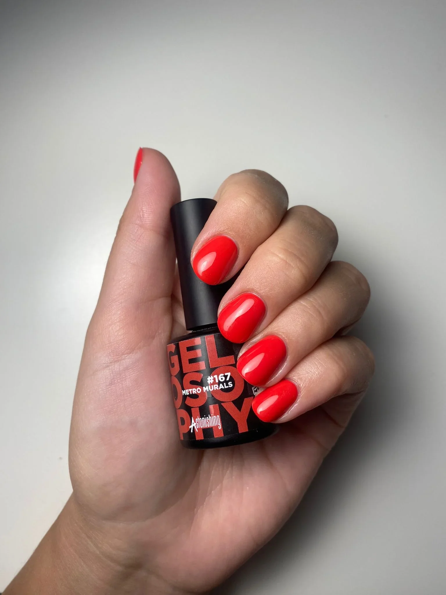 astonishing gelosophy-167-metro-murals- coral red gel polish