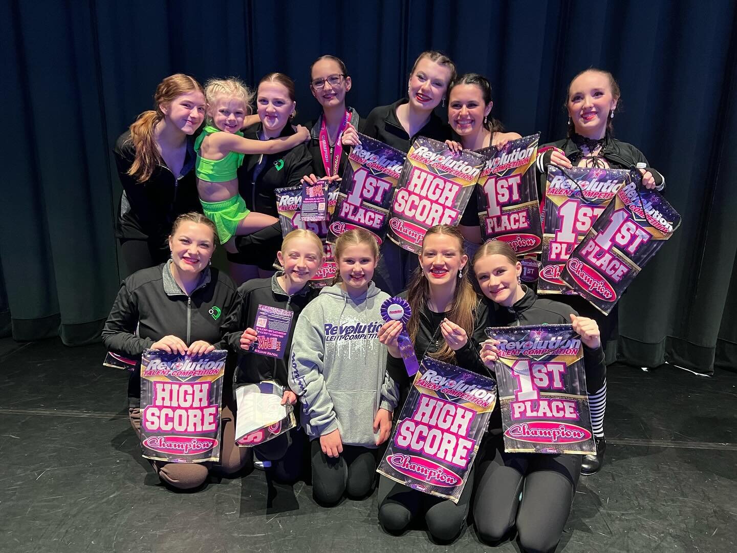 That&rsquo;s a wrap on day 1 of @revotalent! Check out our results below and we&rsquo;ll see you tomorrow!
✨- The Wire: elite gold, category 1st, 9th overall level 2 15-19 duet/trios
✨- The Three Graces: lovely lines special award, platinum, 5th over