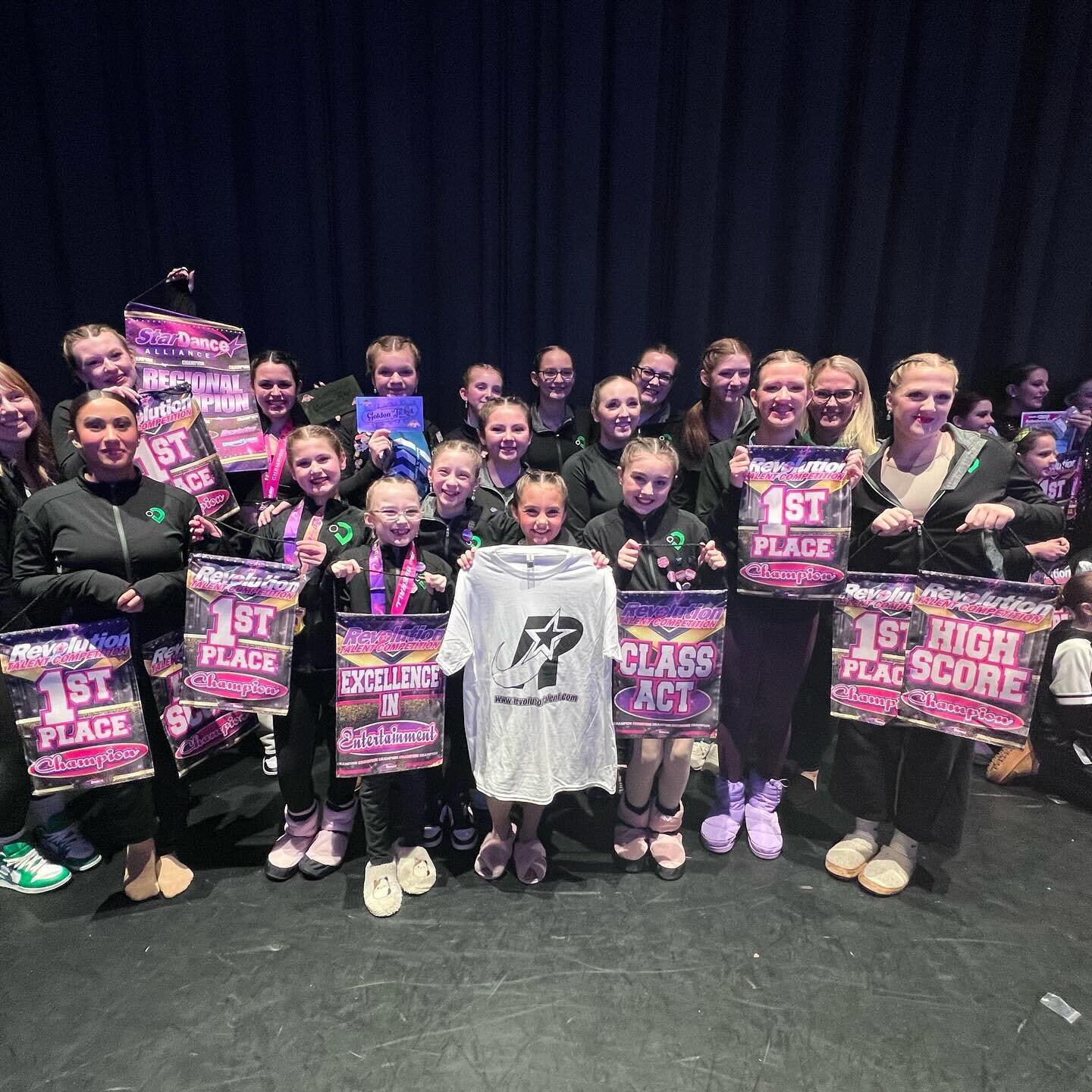 Amazing session for DI! Check out our results below (and make sure to read ALL THE WAY to the end)
✨Stay: platinum, category 1st, 1st overall Level 2 Small Groups 15-19, golden ticket, SDA Level 2 regional champion 
✨ - You Gotta Fight: elite gold, c