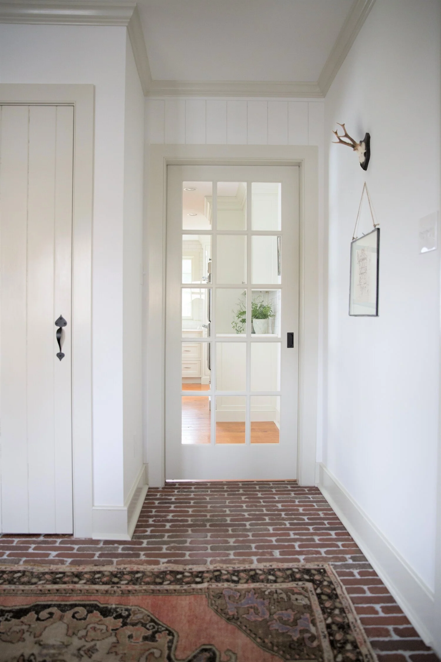 mudrrom-pocket-door2.jpg