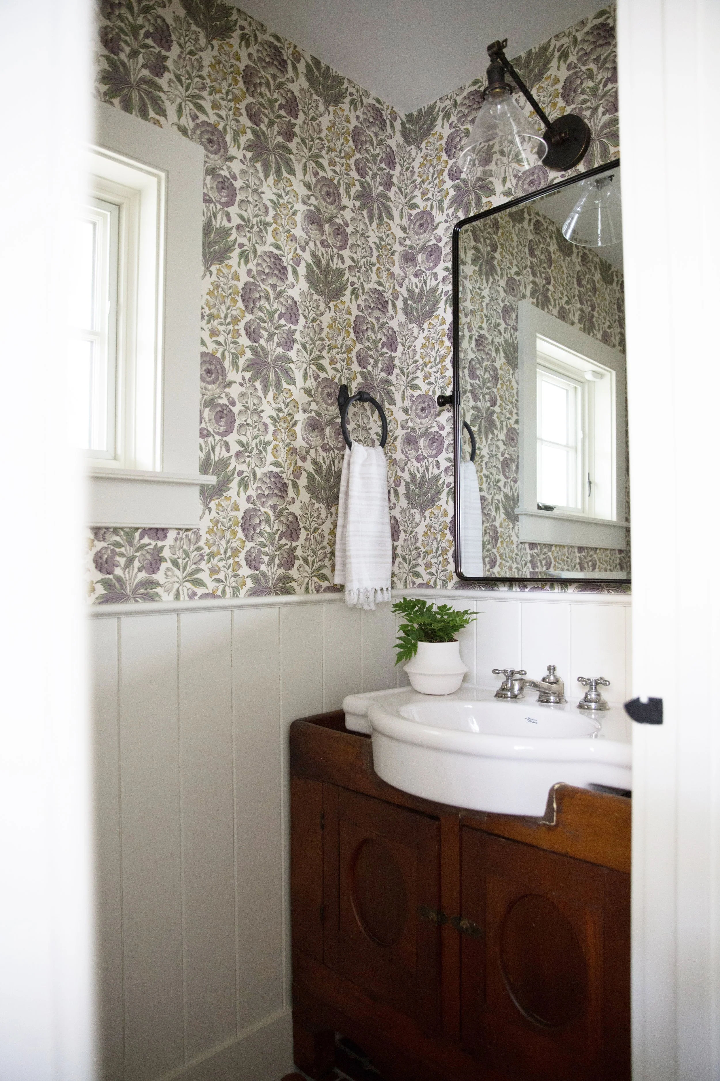 powder room 1.jpg