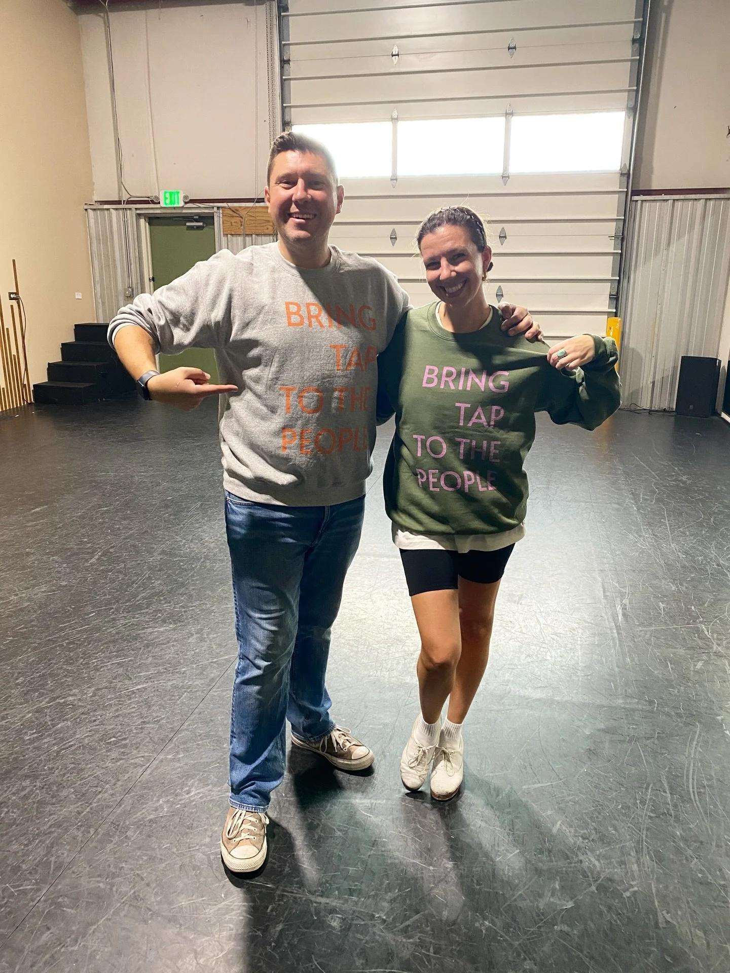We love supporting our fellow artists and just couldn&rsquo;t resist these sweatshirts from @bringtap_tothepeople and @kaegraydance 
Thanks for the great merch!!! 👞🧡🩷👞

#tapdancers #bringtaptothepeople #commonground #community #tap @justinboccitt