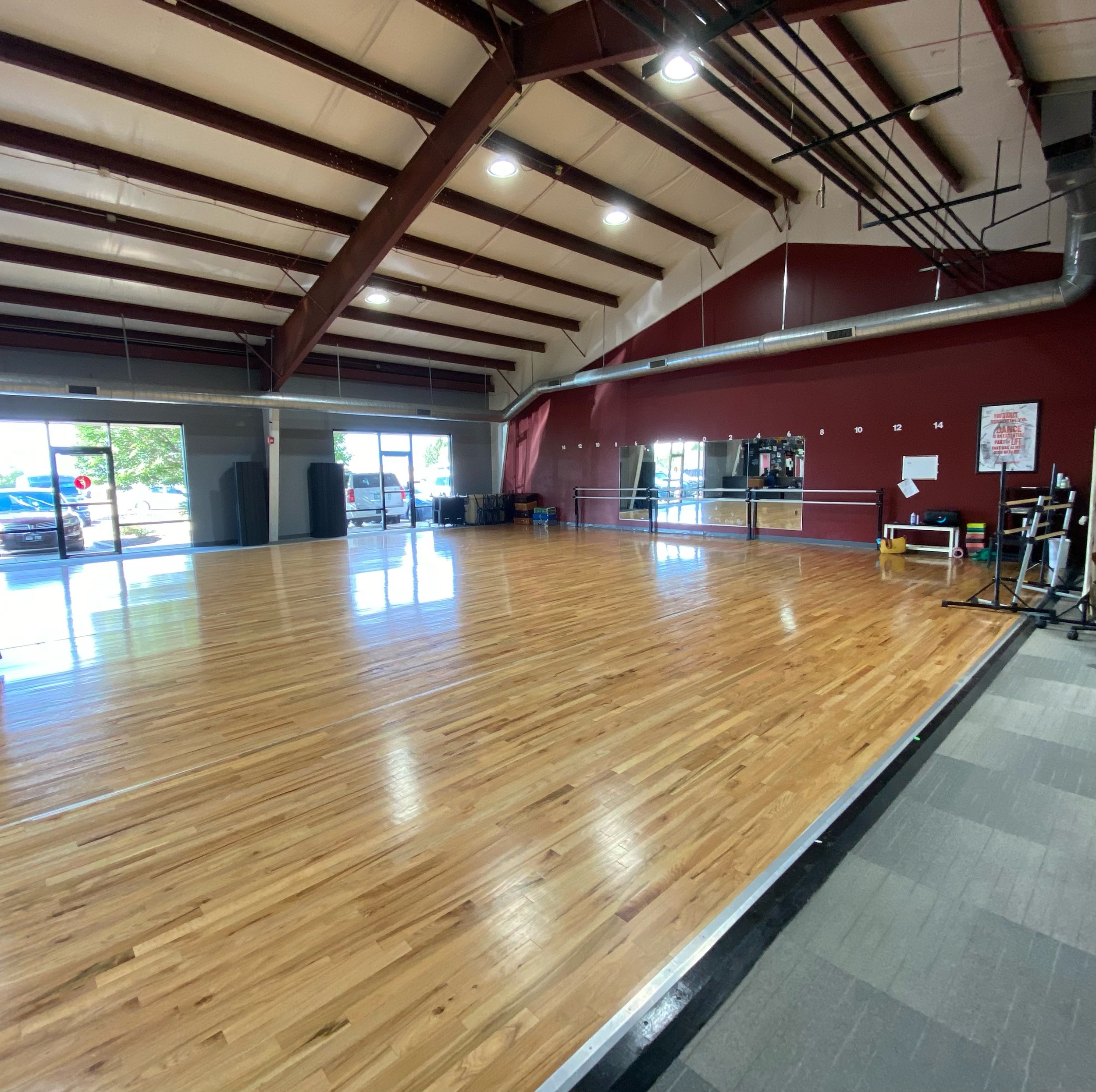 We are very excited to announce a new home in Colorado with a wood floor! Common Ground&rsquo;s pop-up classes and events will now take place at @stageimagesdance in Brighton. It&rsquo;s a beautiful air-conditioned space and we are grateful to Madeli