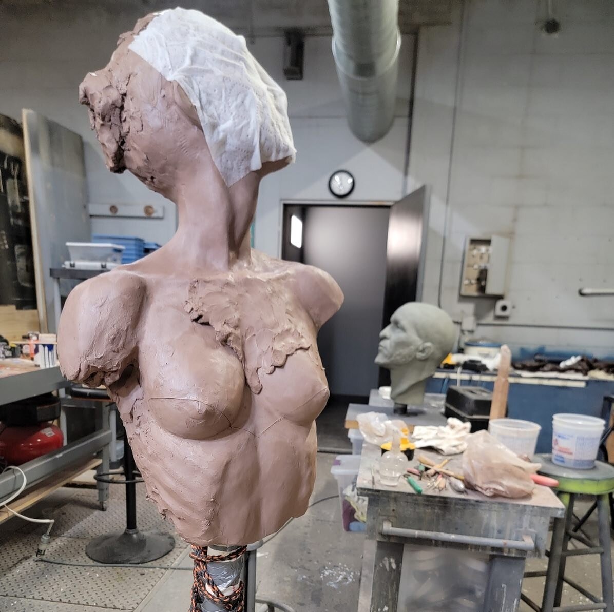 Last day showing at @artwynwood in Palm Beach today with @steidelcontemporary. 

And happy to report that after 200 iterations, I&rsquo;m finally happy with this torso. 

#sculpture 
#art 
#3dart
#3dartist 
#figurativeart 
#artoftheday 
#artistoninst