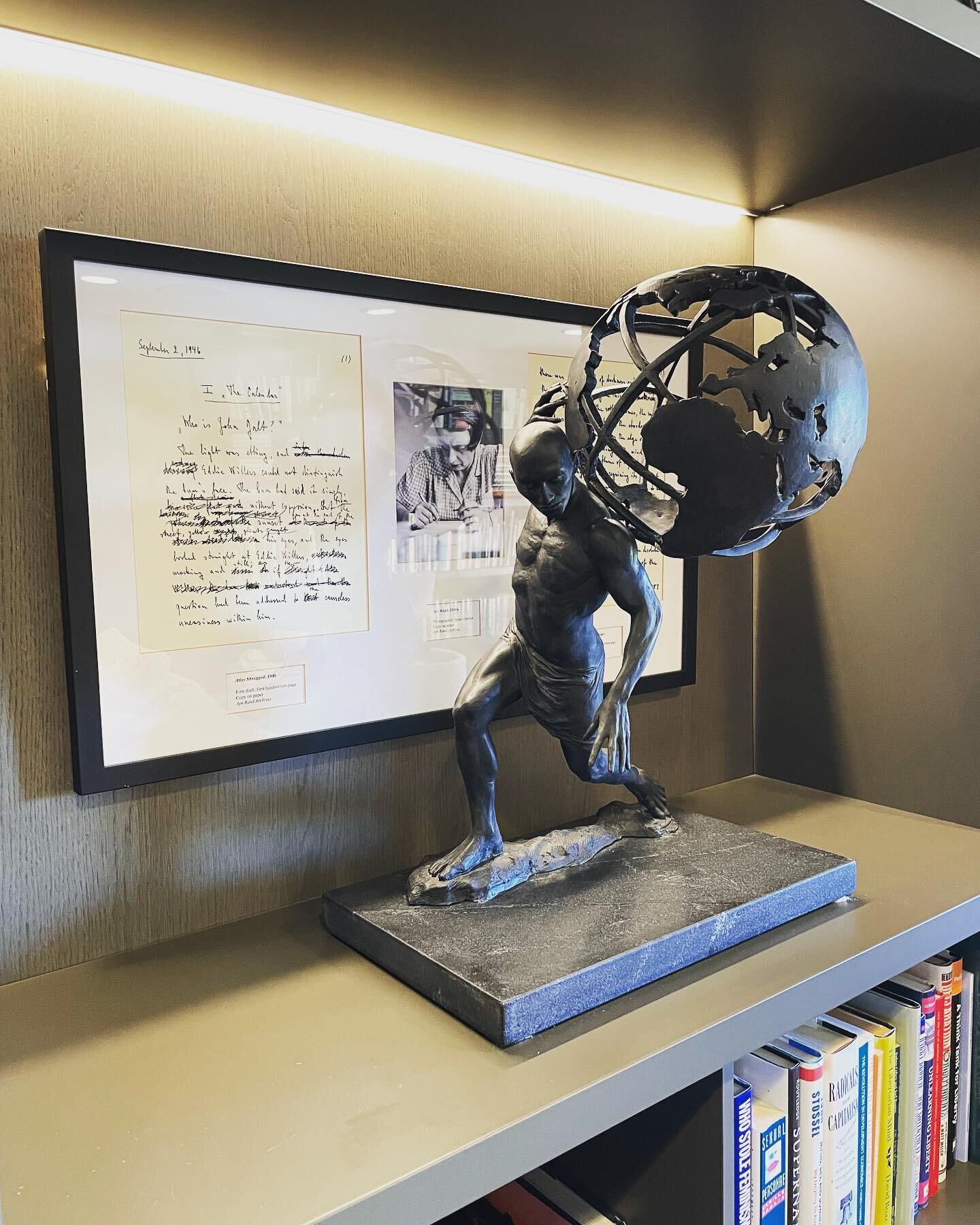 Just delivered! Pictures from a buyer-this bronze now has a home in between Ayn Rand's hand-written, first drafts of the first and last pages of Atlas Shrugged. A perfect spot for the work. 

#atlas
#atlasshrugged
#aynrand
#atlasart
#figurativeart
#f