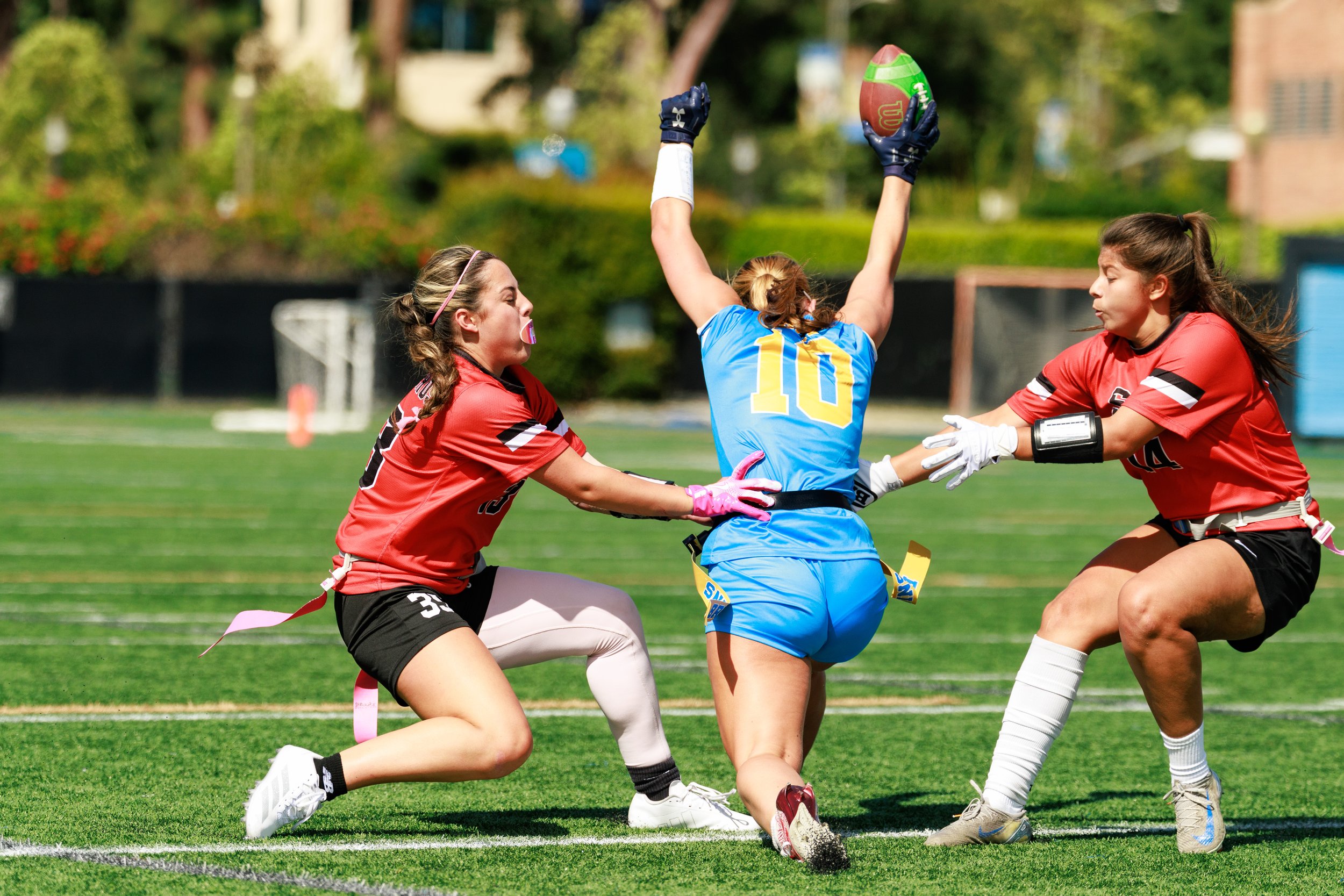 20260404_FF_SBCC-USC_atUCLA_0684.jpg