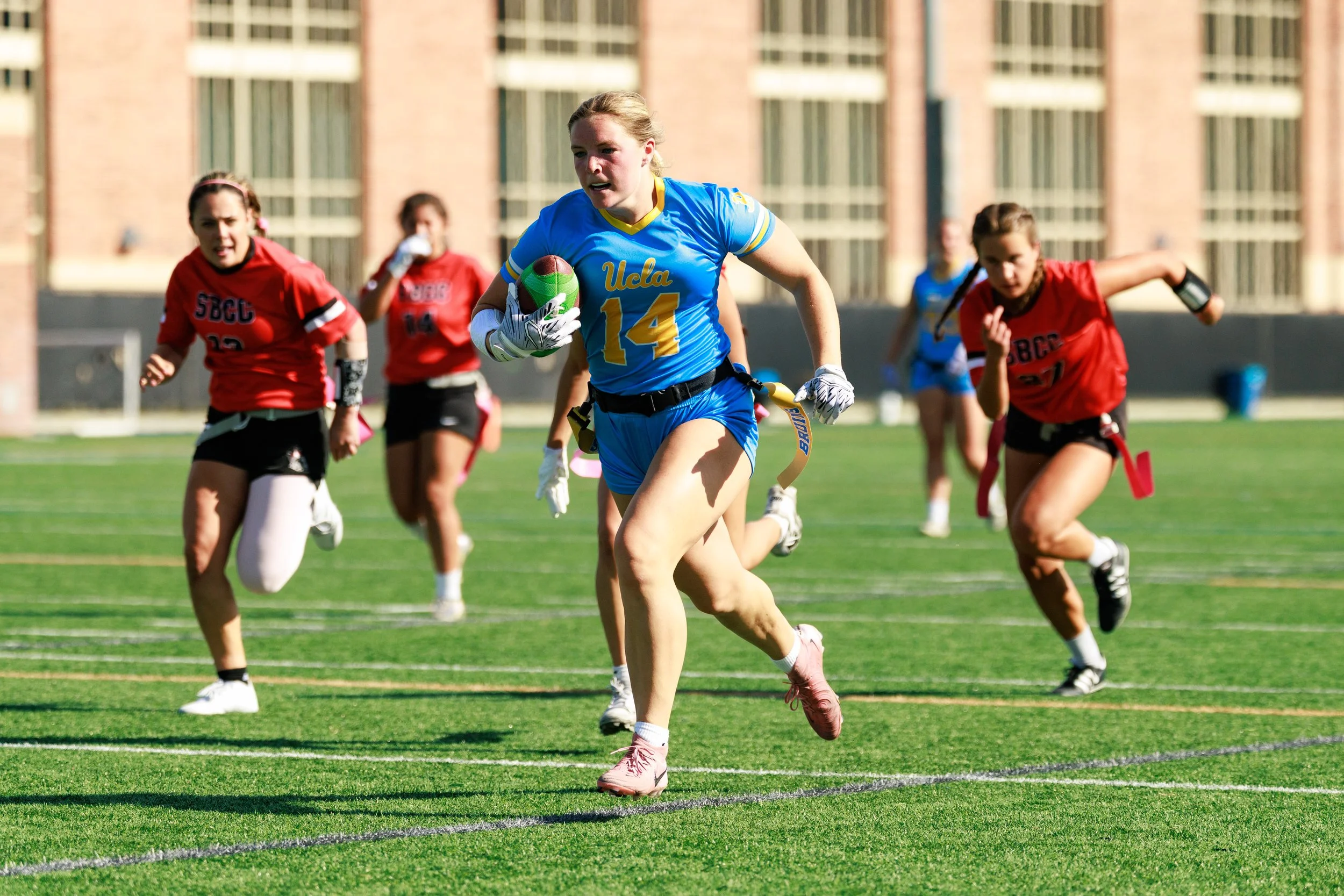 20260404_FF_SBCC-USC_atUCLA_2755.jpg