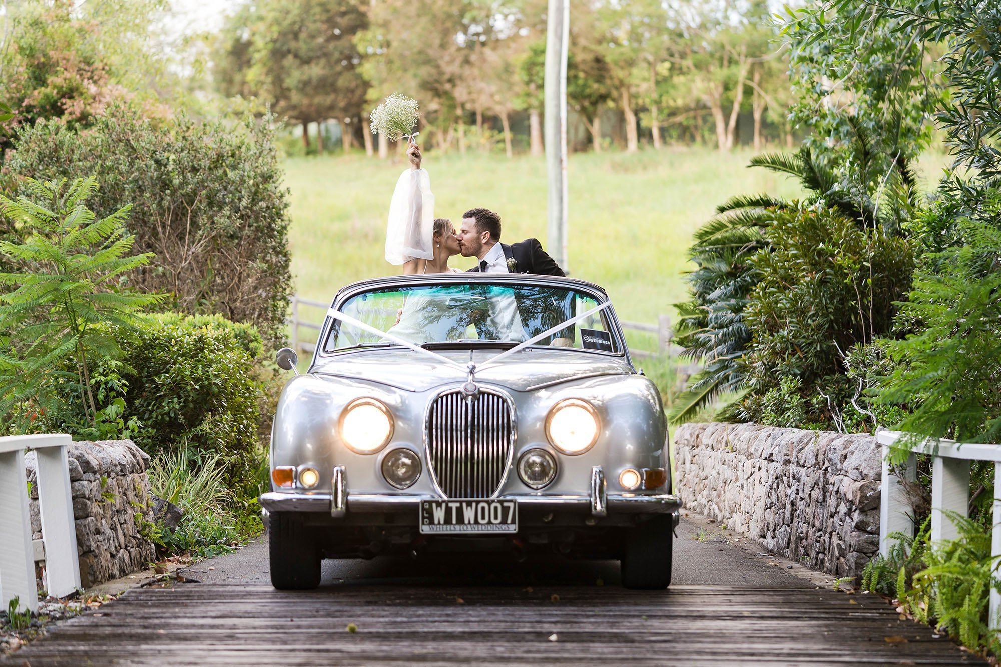 Wheels to Weddings jaguar (6).jpg