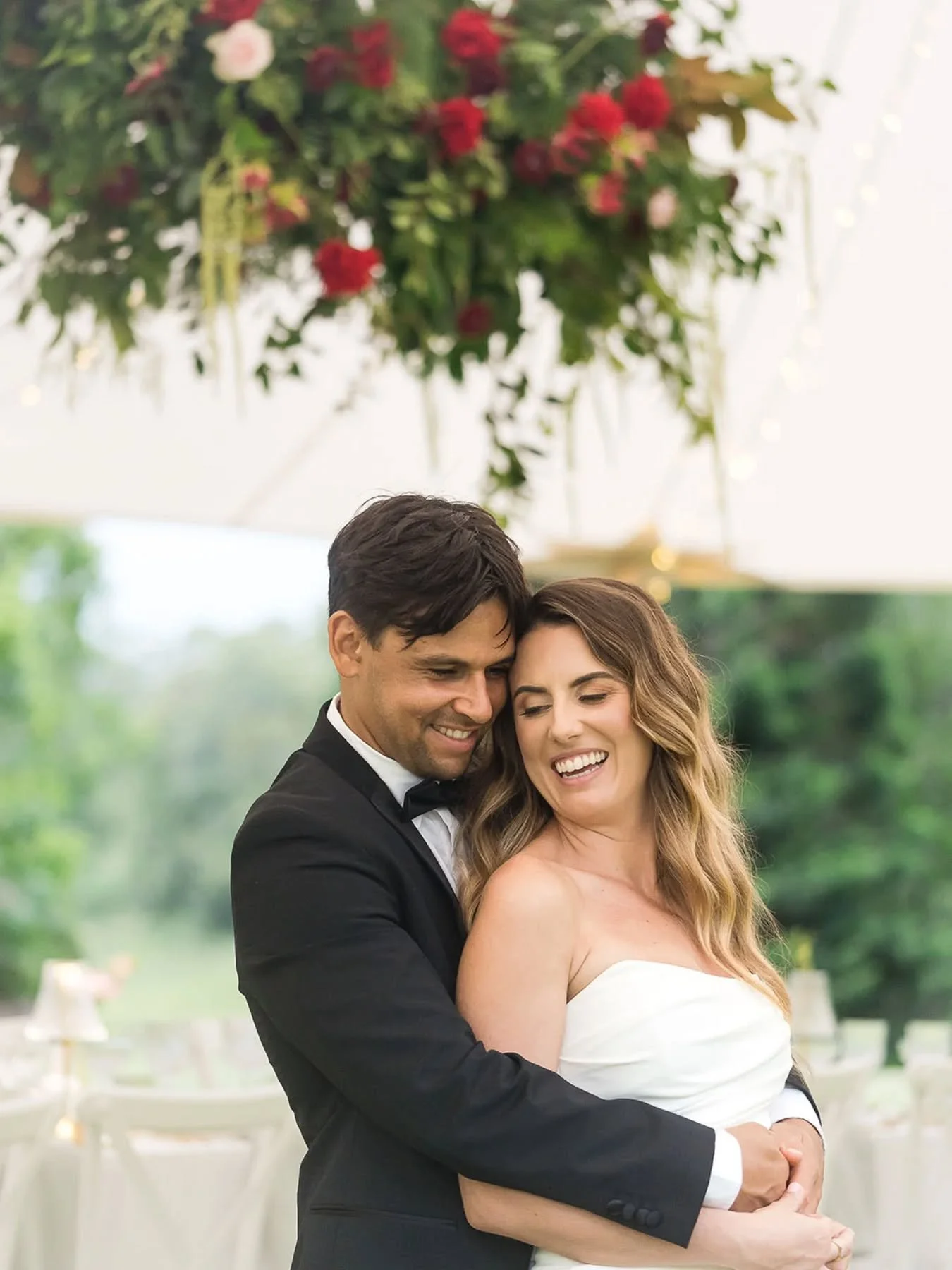 My fave little wedding day moment&hellip; when I whisk you away for five quiet minutes together 💕

No guests. No pressure. Just you two soaking it all in.

It&rsquo;s when I get the most authentic photos because you&rsquo;re relaxed and totally your