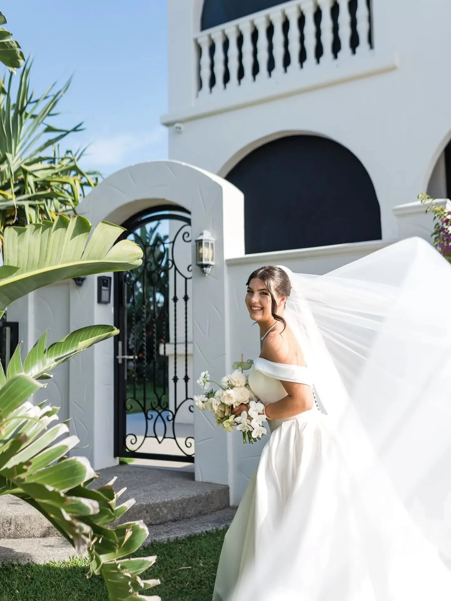 When the veil understands the assignment! 

No awkward posing, just a happy bride, a little breeze and a beautiful moment.

This is my kind of wedding photography! 

#SunshineCoastWeddingPhotographer #CandidWeddingPhotography