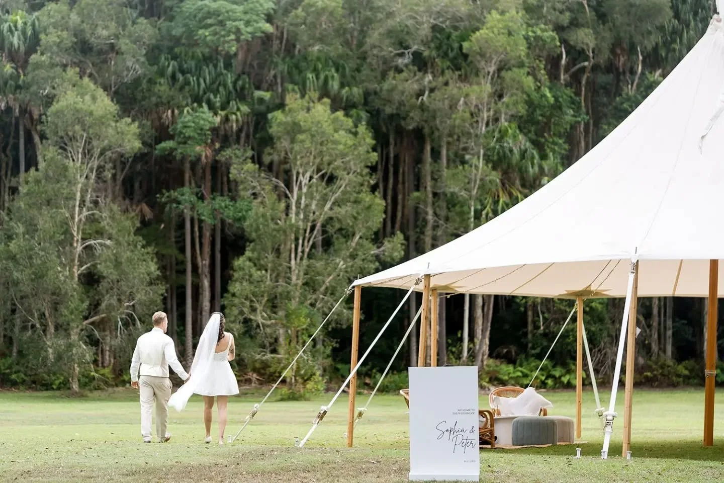 Rain, rain, go away! ☔️💍

With all this wet weather in South East Queensland lately, here's a little reminder that your wedding Plan B can be just as beautiful as Plan A!

How gorgeous is this Tipi Luxe marquee wedding?

A little wet-weather plannin