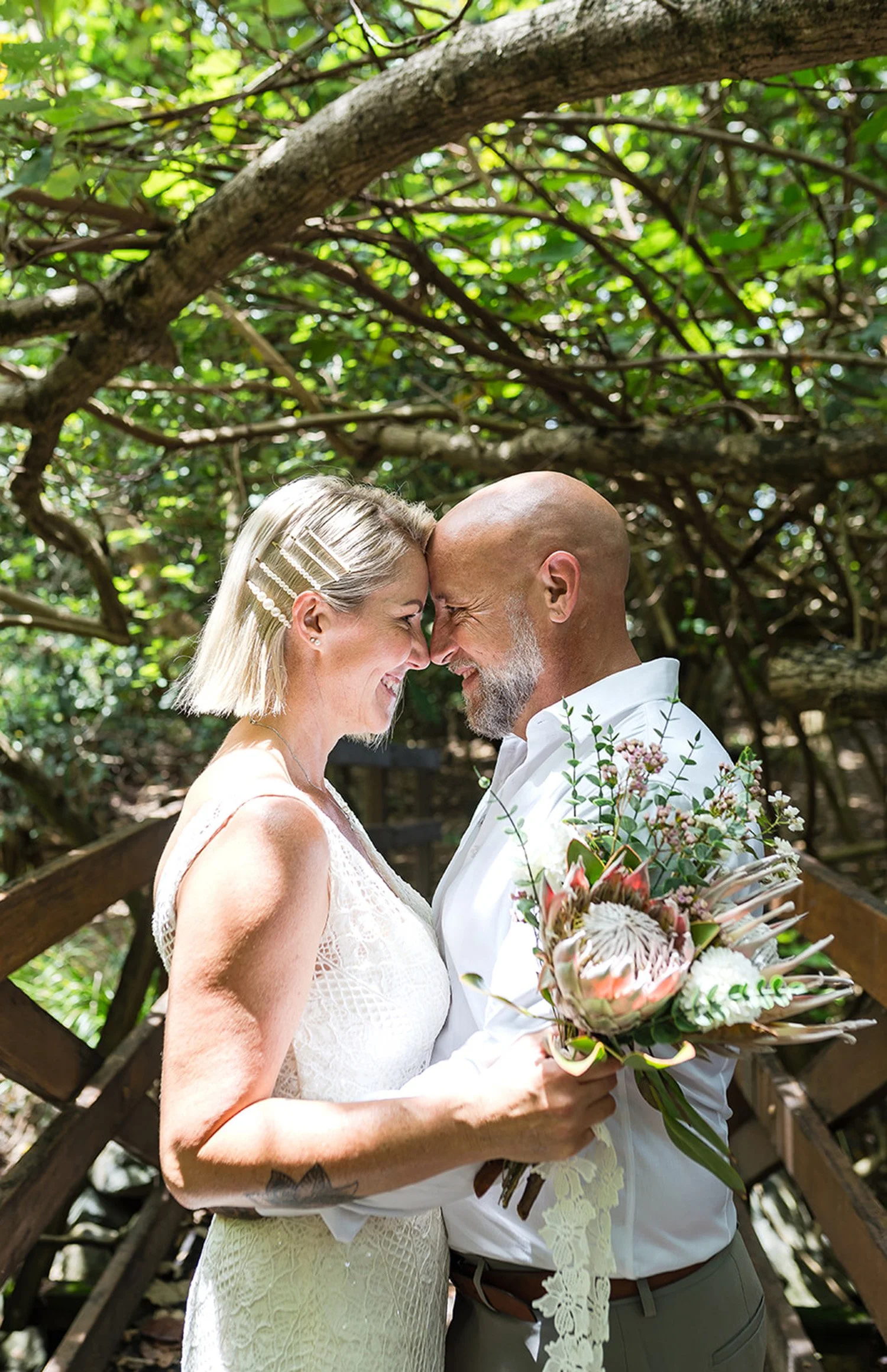 sunshine coast elopement photographer