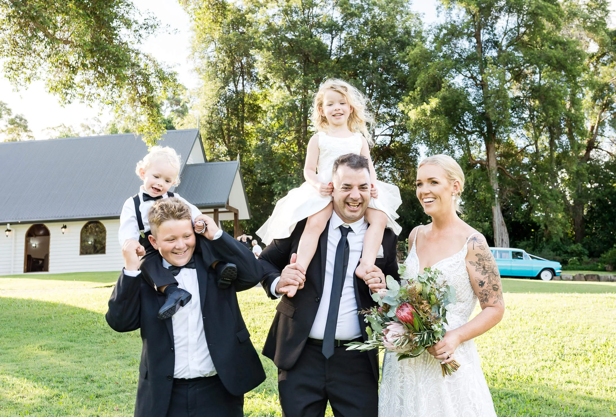 fun family wedding photo