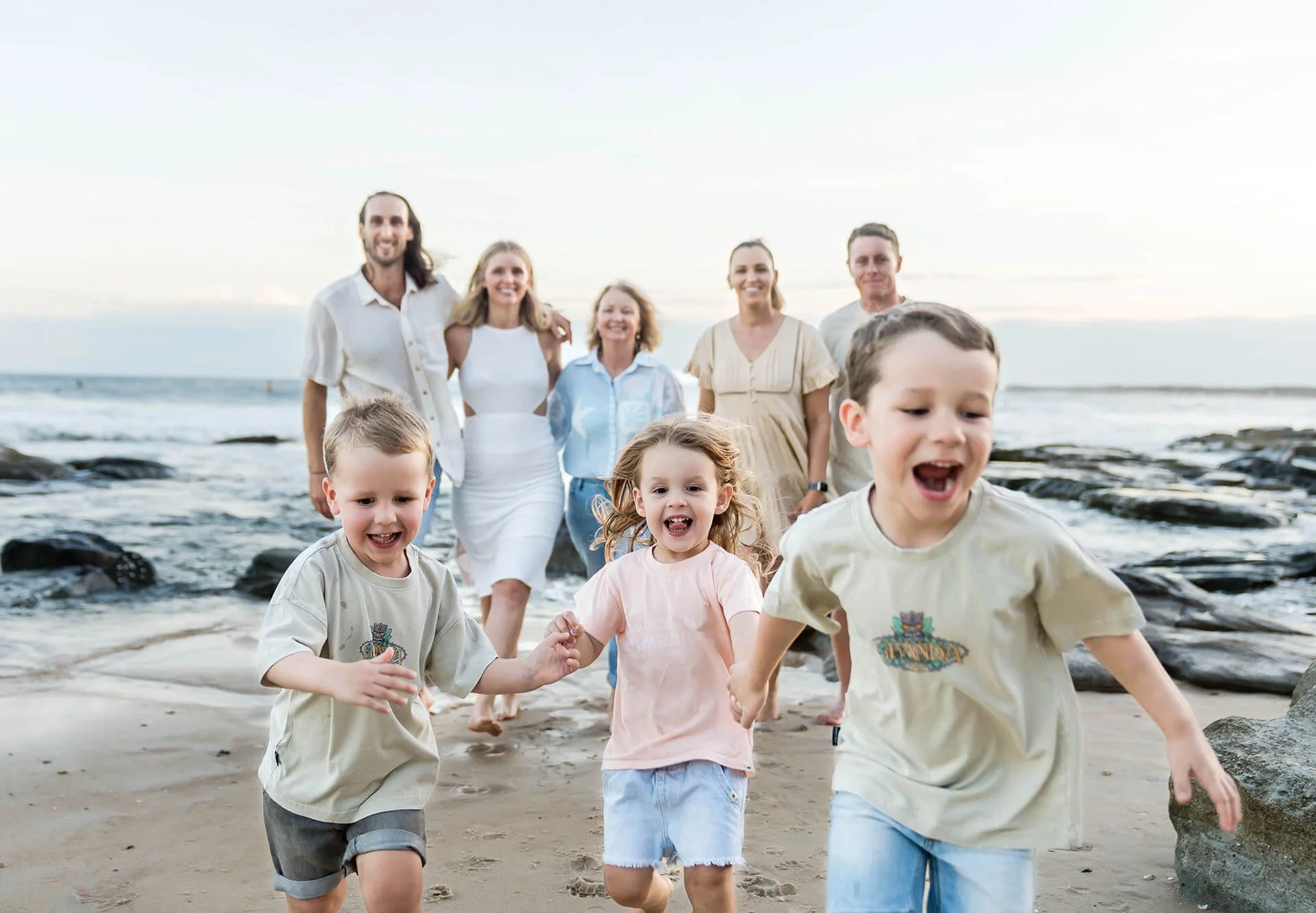 extended family photoshoot in Caloundra