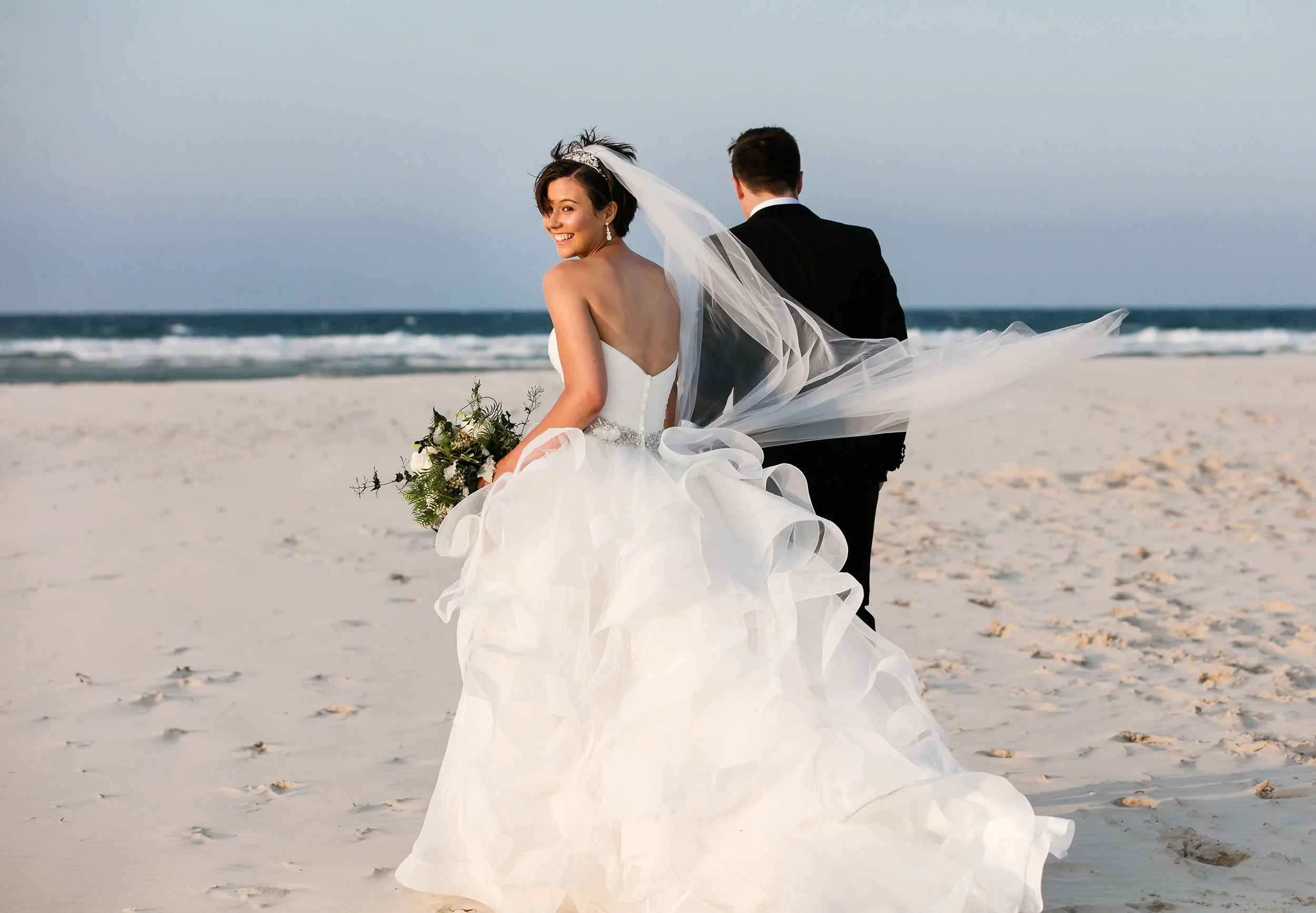 beach wedding photos on the Sunshine Coast