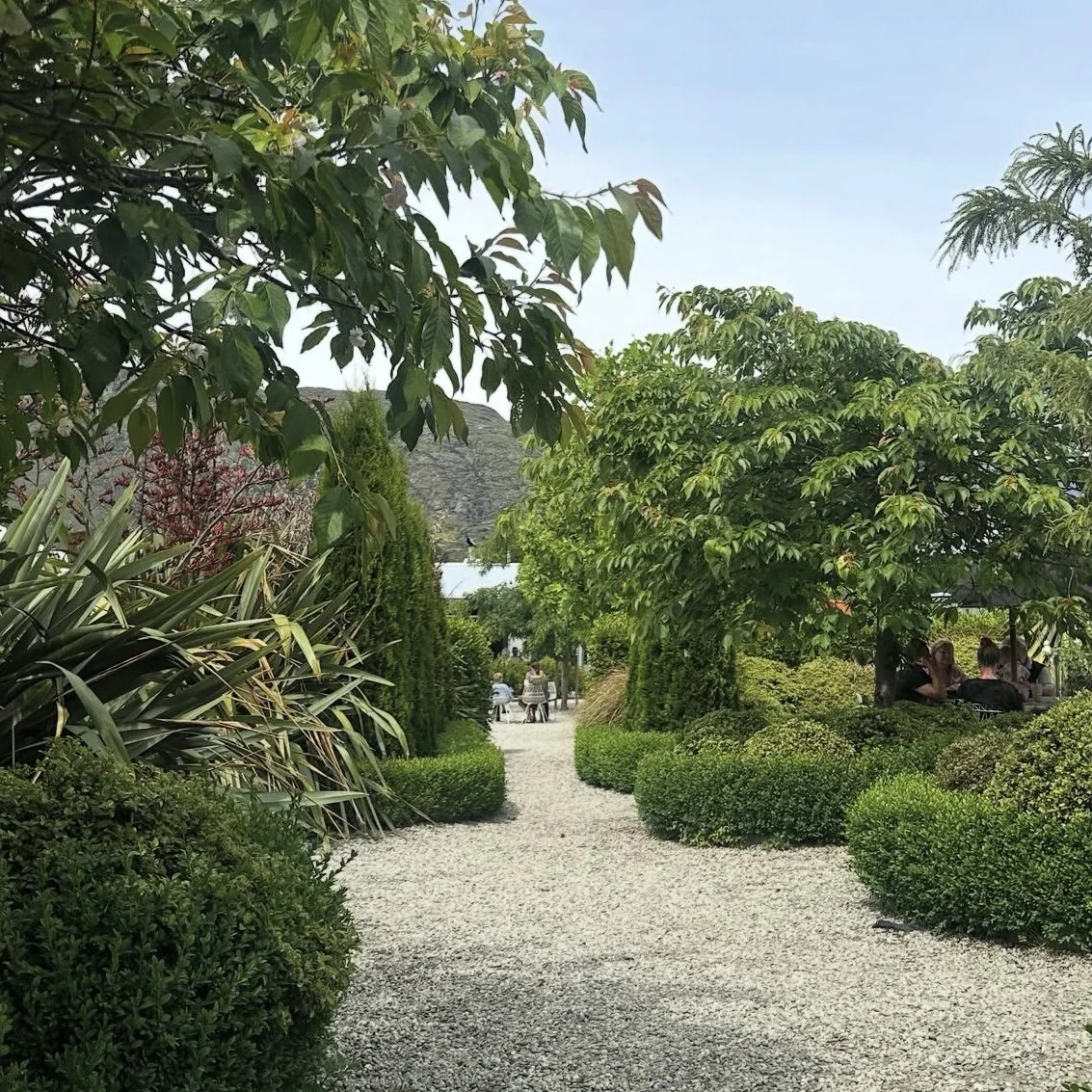 At Country Lane Queenstown 