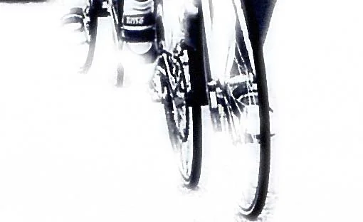 The sprint between van Aert and van der Poel