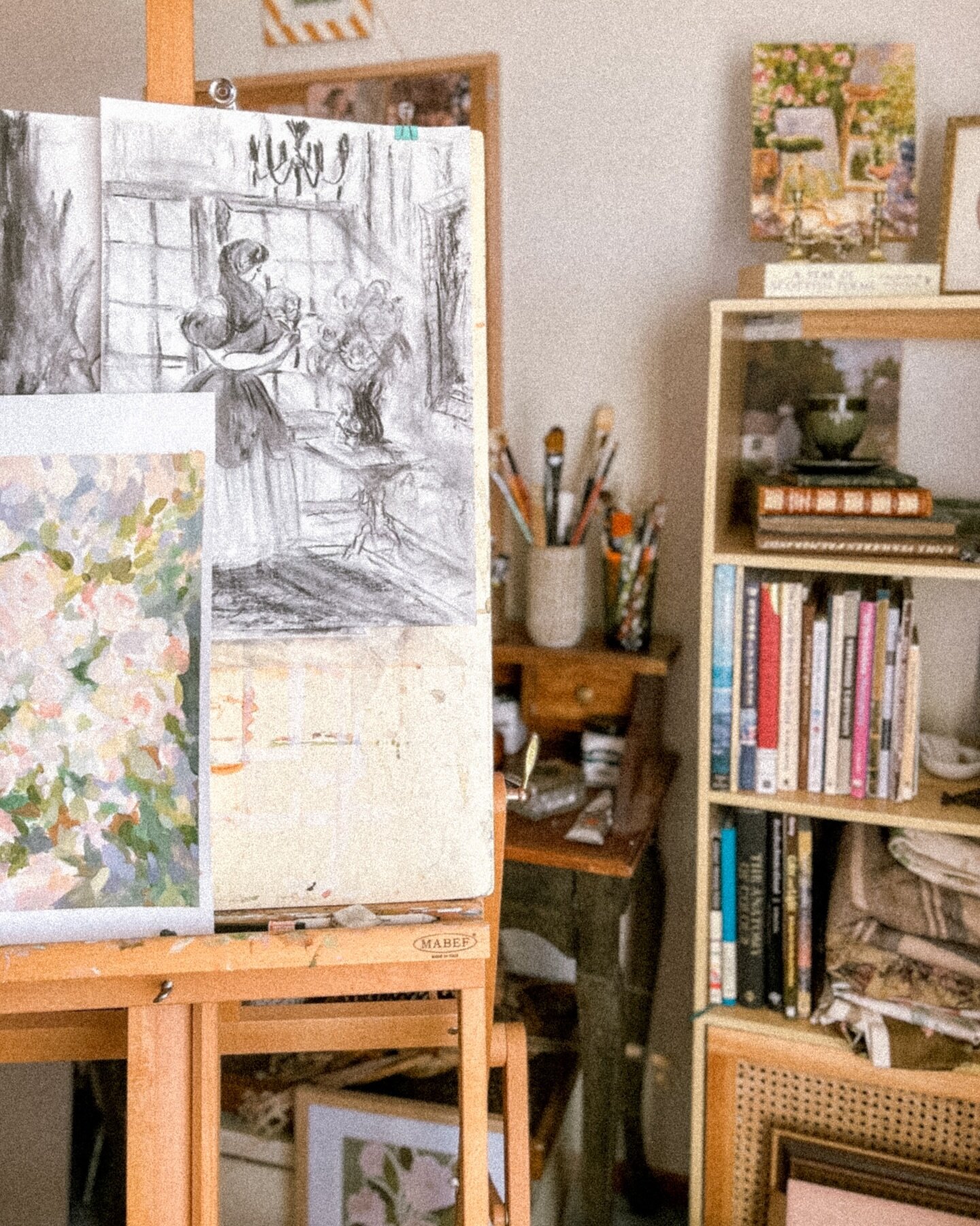 Rounding out a quiet day with this snap of my studio 🍂 I really love having a space to create where I&rsquo;m not in the way, where I can leave something half done for a day or three. 
.
#artstudio #artistspace #acrylicpainting #worksonpaper #tradit